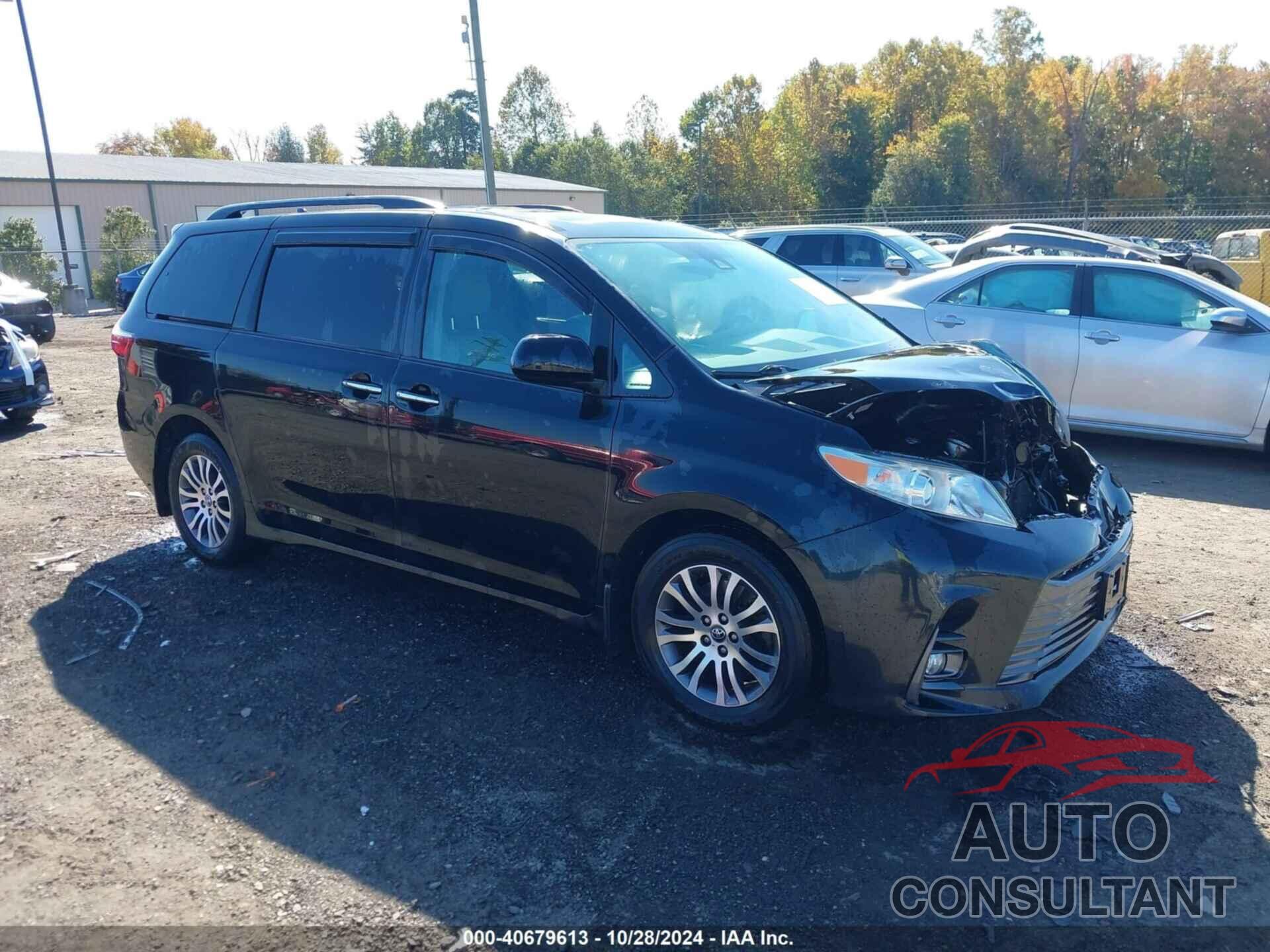 TOYOTA SIENNA 2018 - 5TDYZ3DC2JS929586