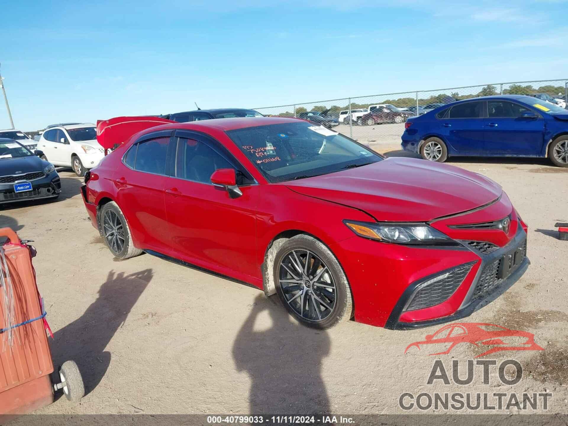 TOYOTA CAMRY 2022 - 4T1T11AK7NU011668