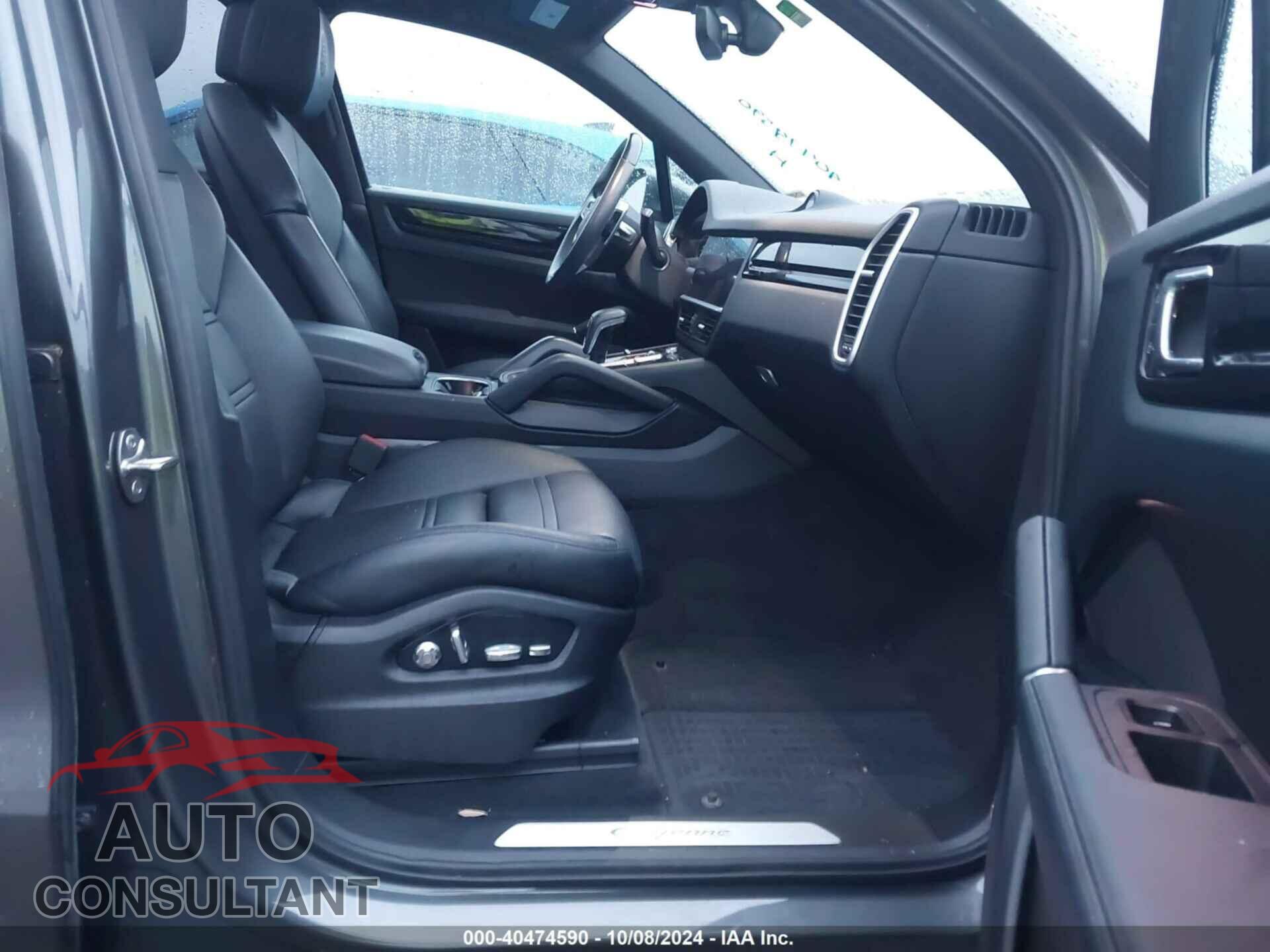 PORSCHE CAYENNE 2019 - WP1AA2AY4KDA12860
