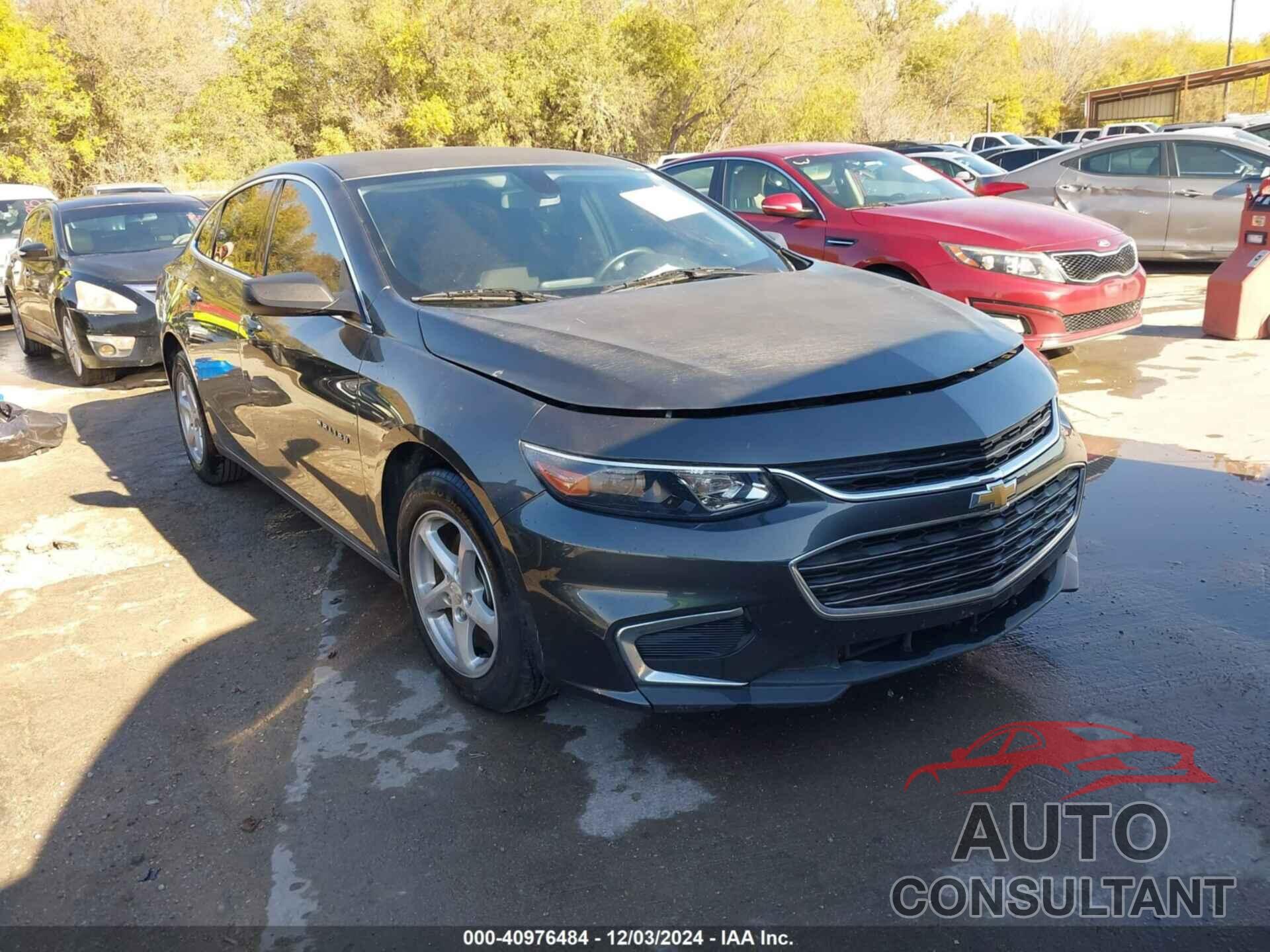 CHEVROLET MALIBU 2017 - 1G1ZB5ST5HF208463