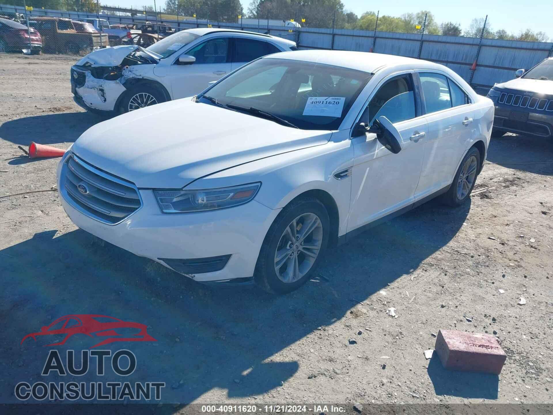 FORD TAURUS 2013 - 1FAHP2E82DG230148