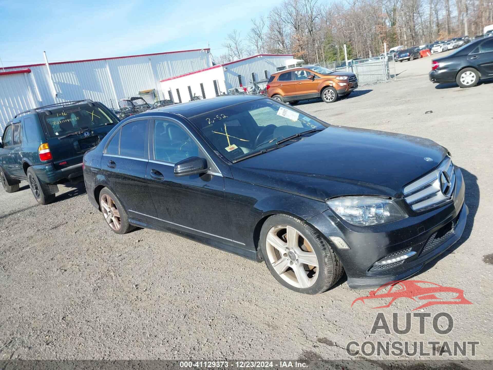 MERCEDES-BENZ C 300 2011 - WDDGF8BBXBR154052