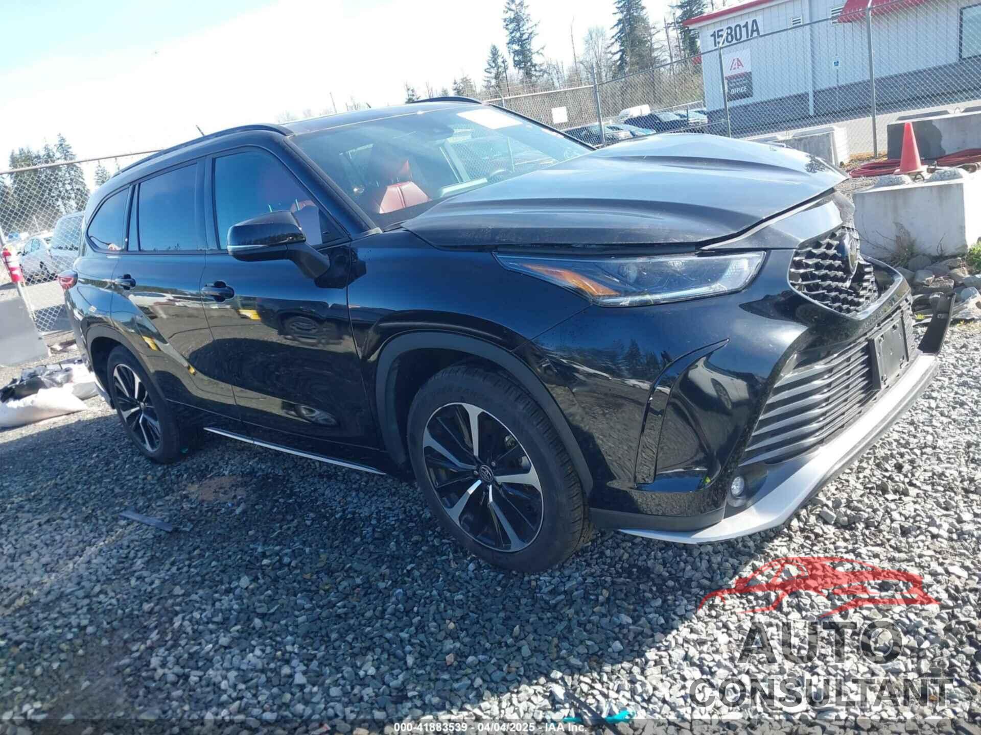TOYOTA HIGHLANDER 2022 - 5TDLZRBH5NS174872