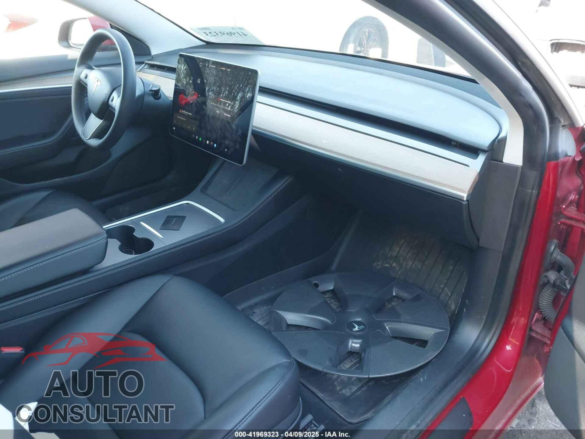 TESLA MODEL 3 2021 - 5YJ3E1EA5MF992049