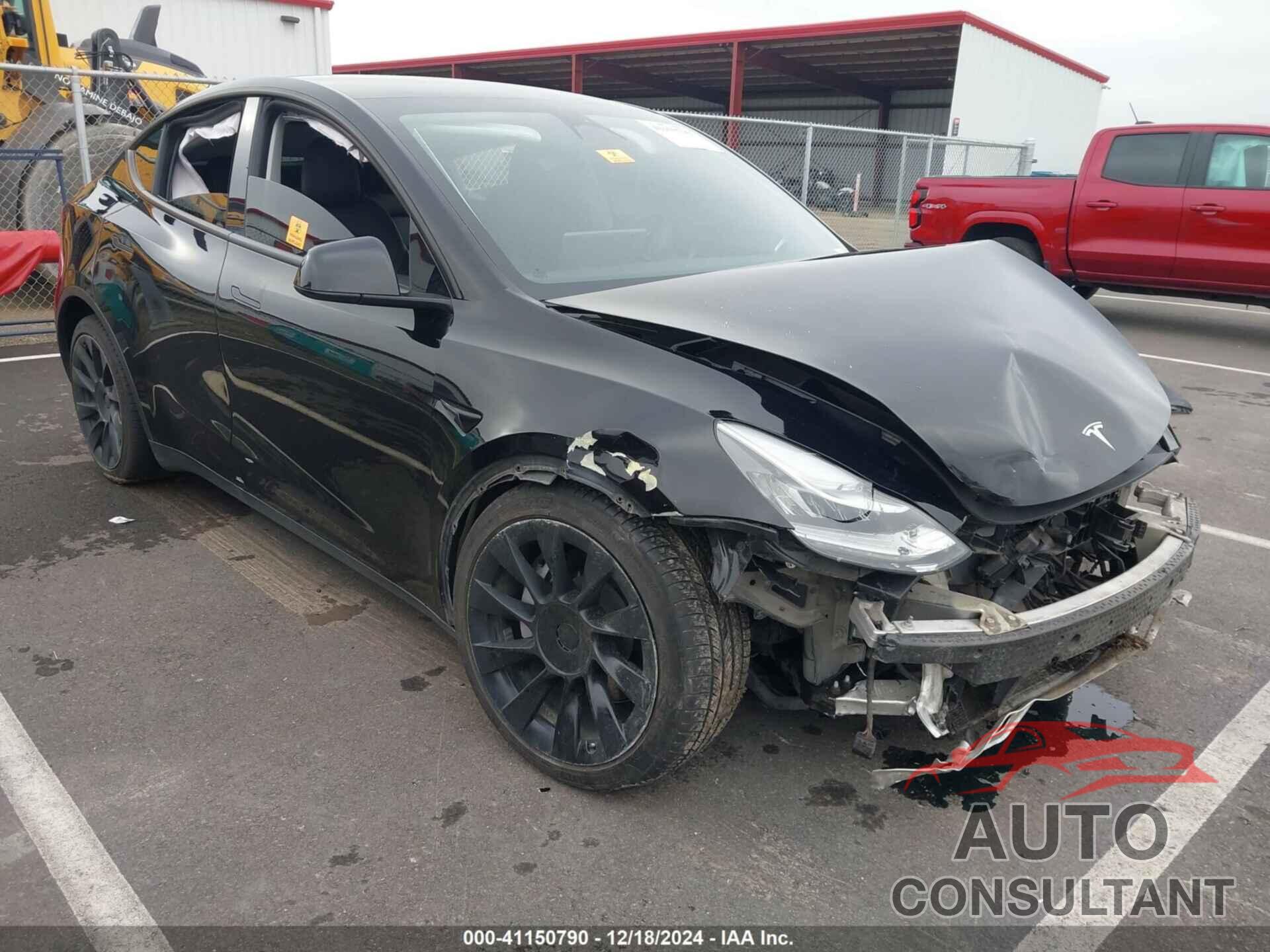 TESLA MODEL Y 2021 - 5YJYGDEE6MF232152