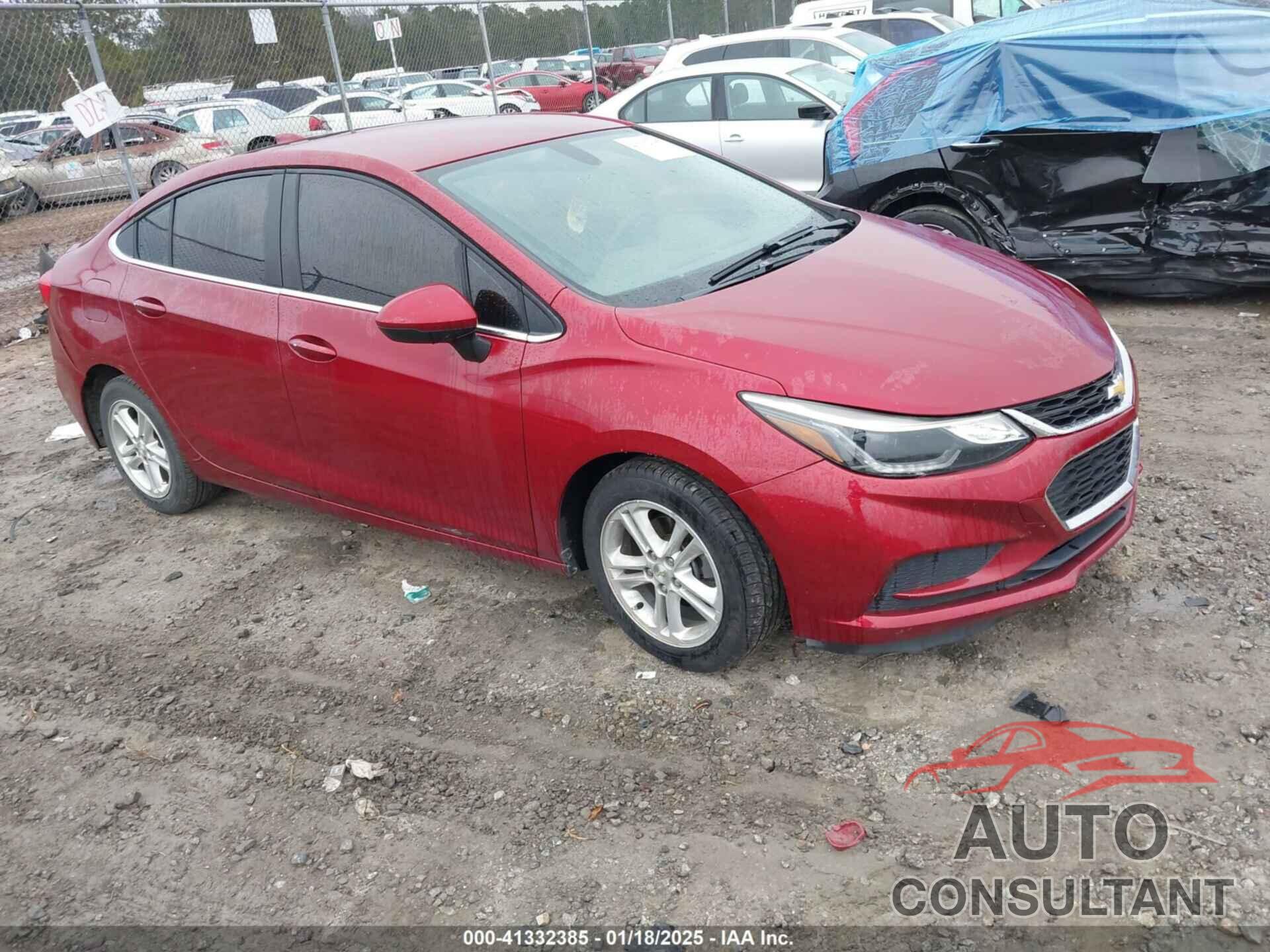 CHEVROLET CRUZE 2018 - 1G1BE5SM8J7206255