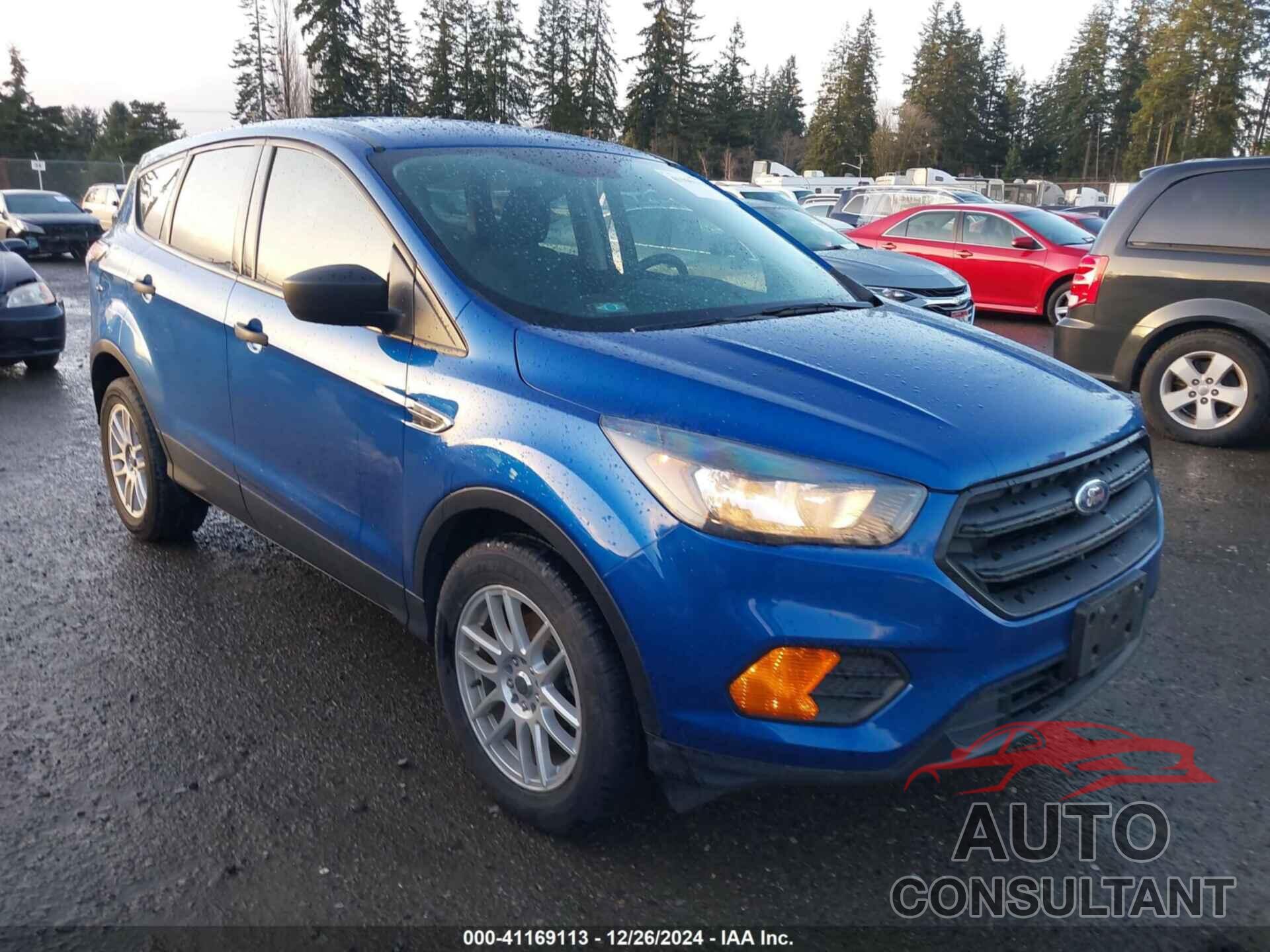 FORD ESCAPE 2018 - 1FMCU0F70JUA31812