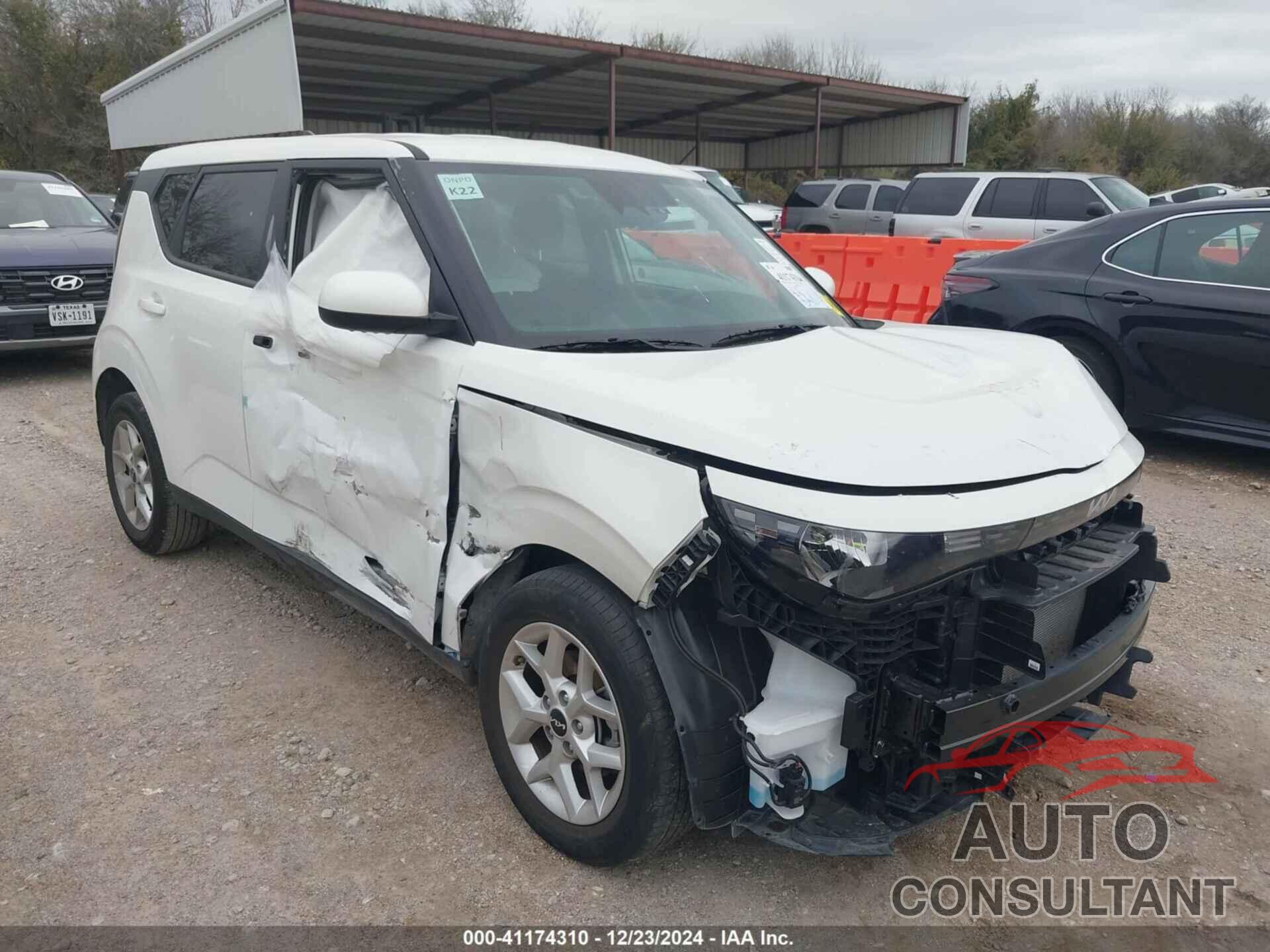 KIA SOUL 2024 - KNDJ23AUXR7236743