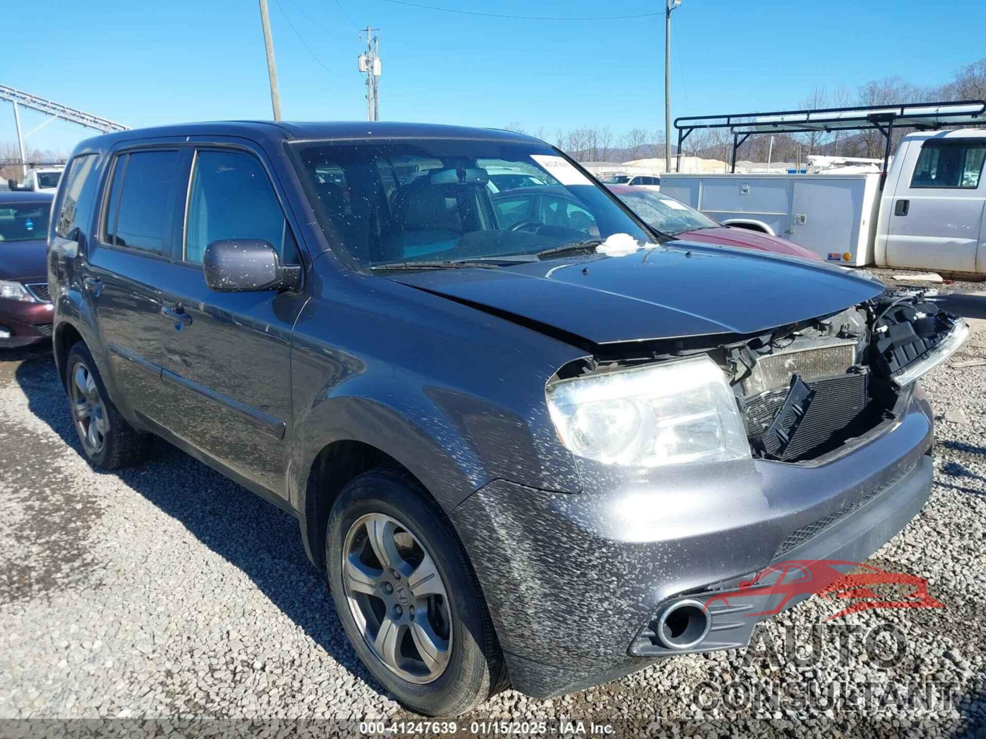 HONDA PILOT 2015 - 5FNYF4H52FB070456