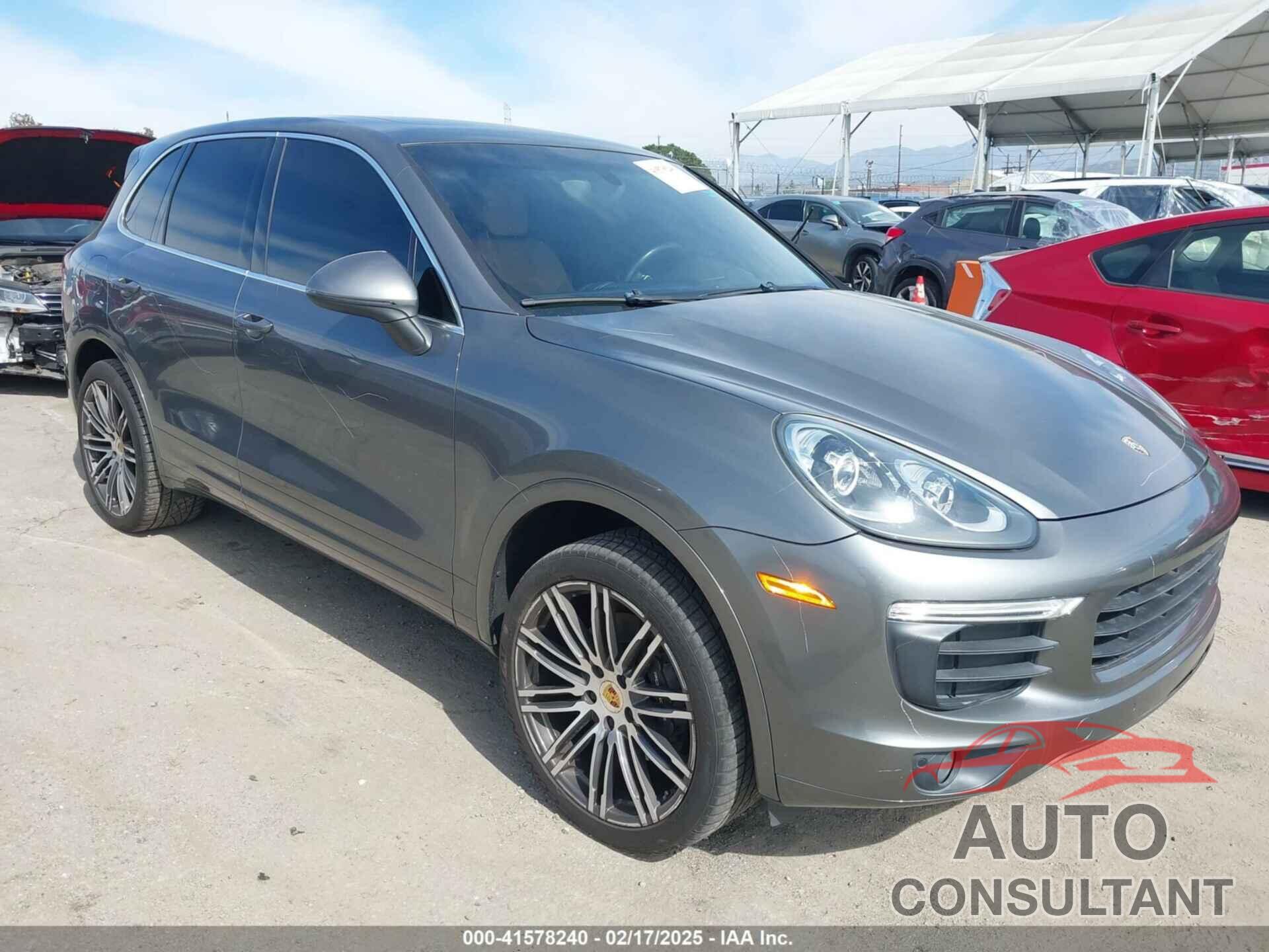 PORSCHE CAYENNE 2016 - WP1AA2A22GKA08076