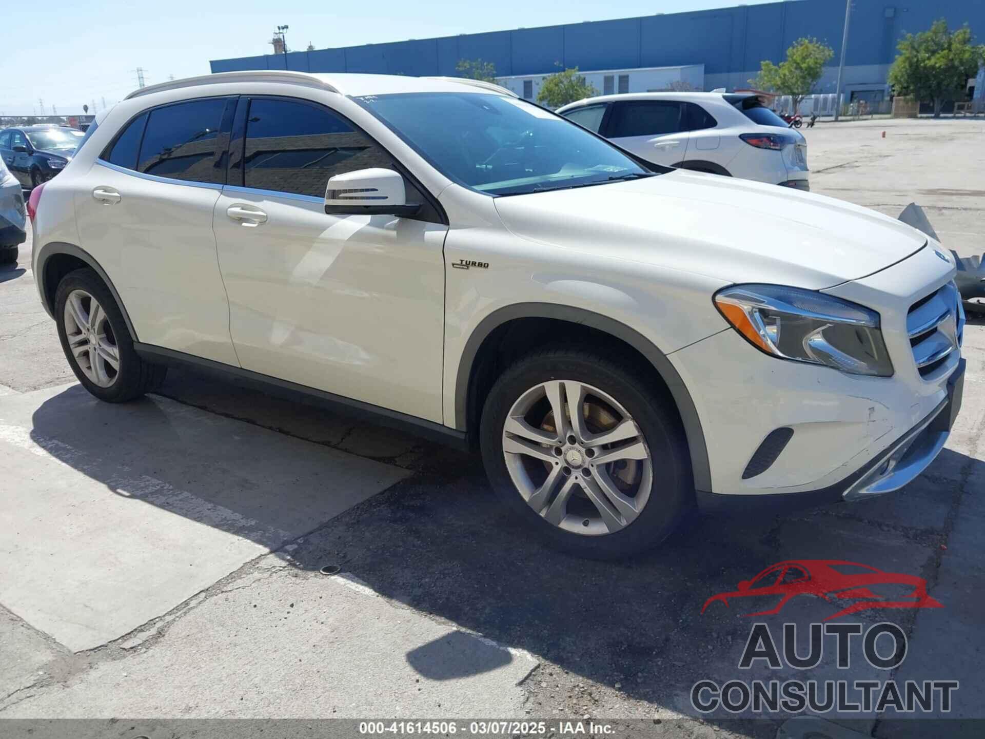 MERCEDES-BENZ GLA 250 2017 - WDCTG4EB9HJ353489