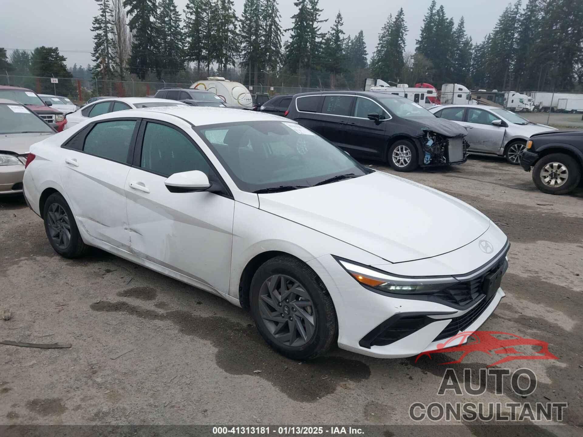 HYUNDAI ELANTRA 2024 - KMHLM4DG4RU821510