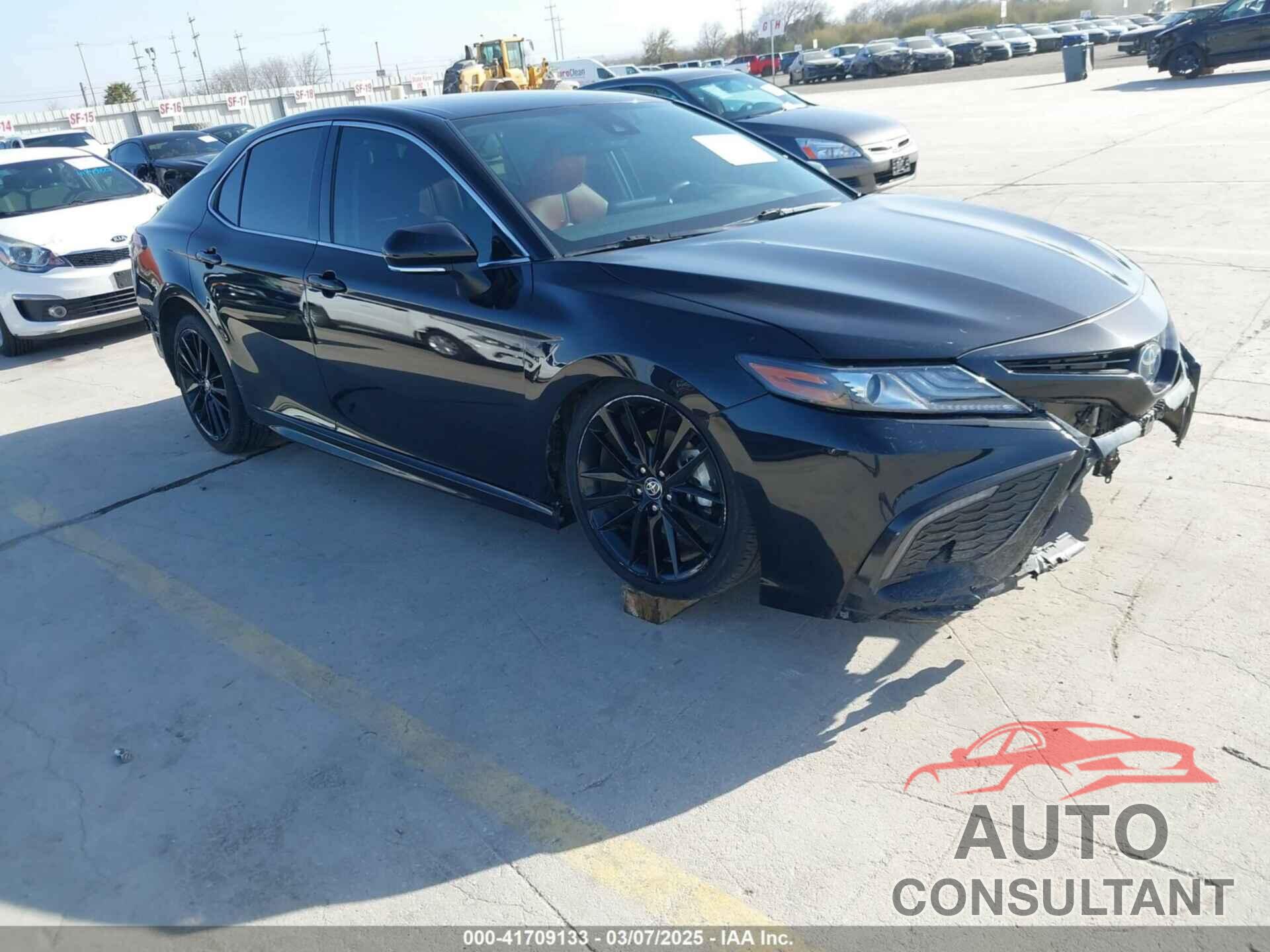TOYOTA CAMRY 2022 - 4T1K31AK4NU579480