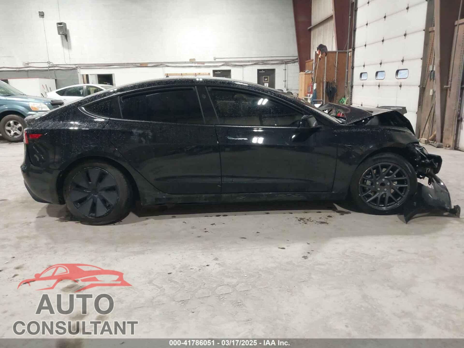 TESLA MODEL 3 2024 - 5YJ3E1EA2RF856579