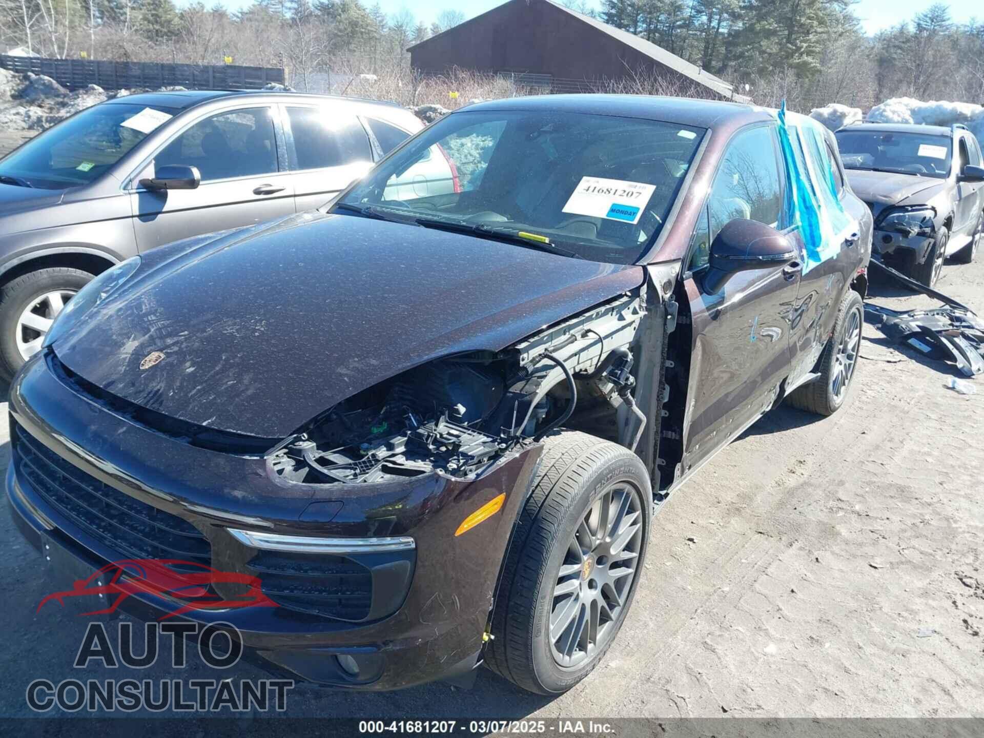 PORSCHE CAYENNE 2018 - WP1AA2A2XJKA07829