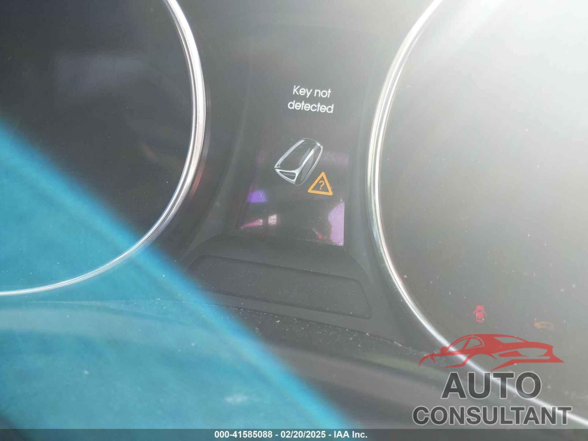 HYUNDAI SANTA FE 2016 - KM8SRDHF6GU137876