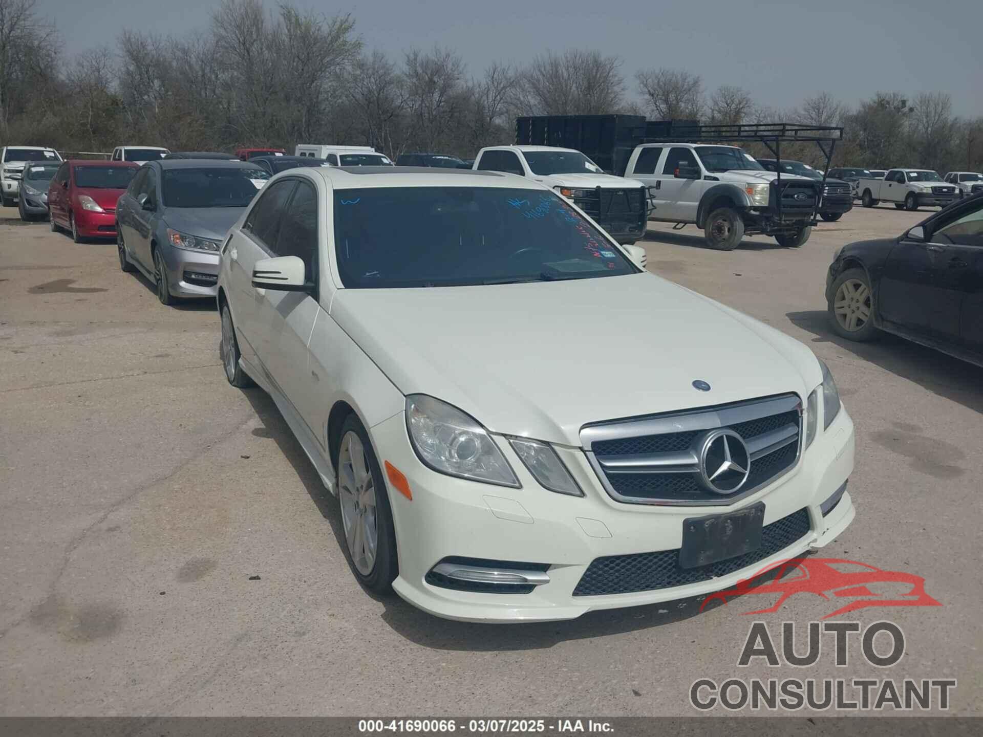 MERCEDES-BENZ E 350 2012 - WDDHF8JB8CA518992