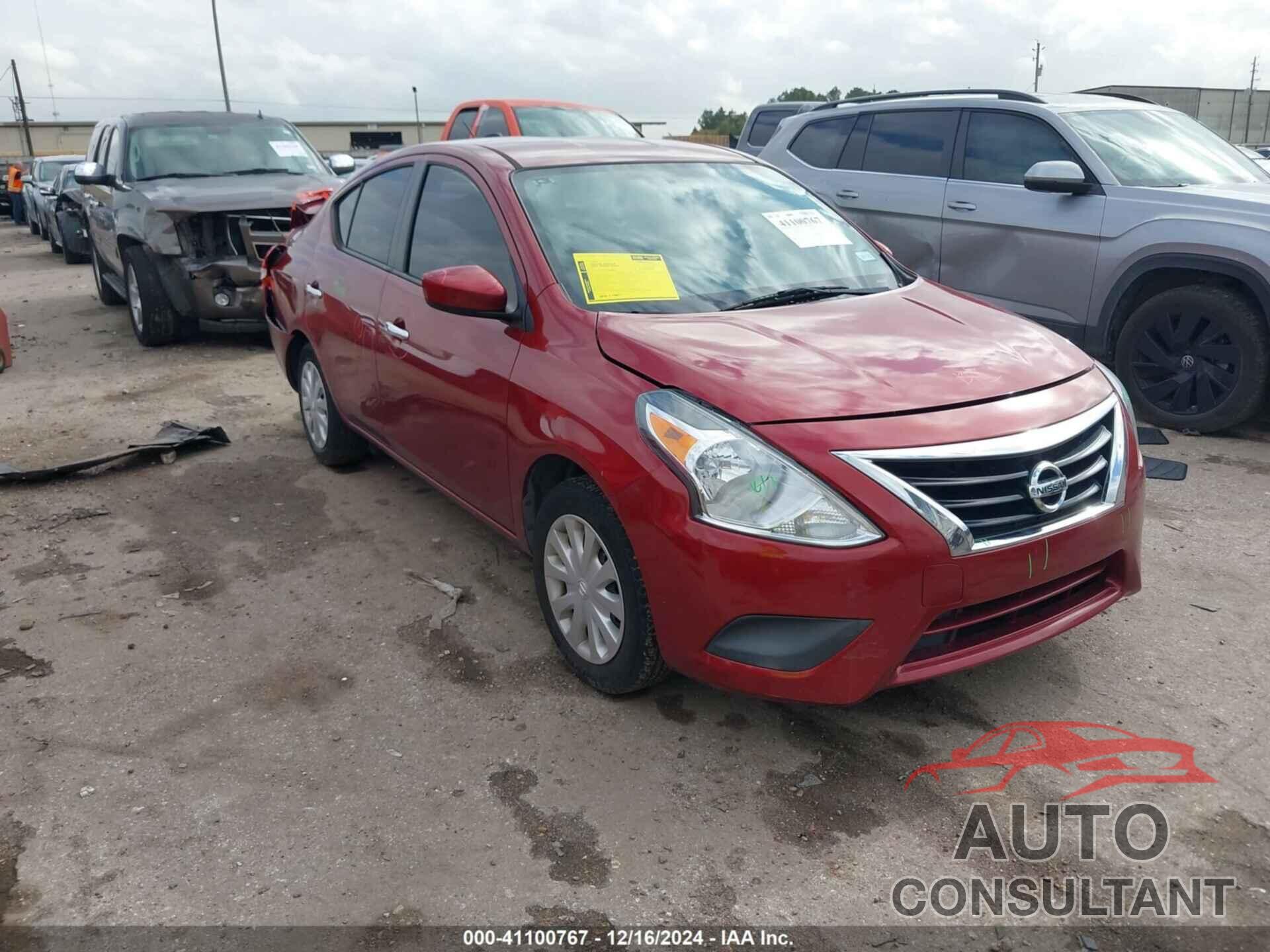 NISSAN VERSA 2018 - 3N1CN7AP6JK440207