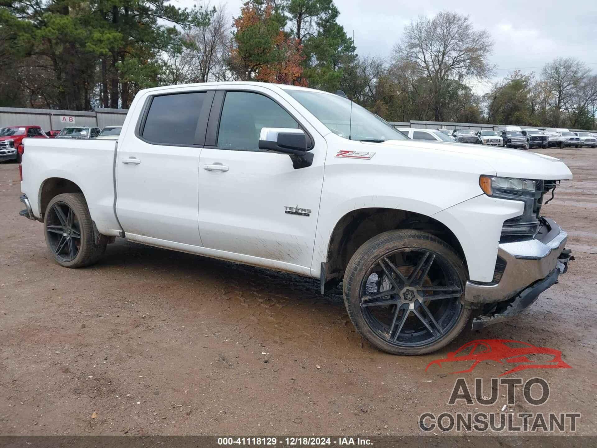 CHEVROLET SILVERADO 2021 - 1GCUYDED3MZ360717