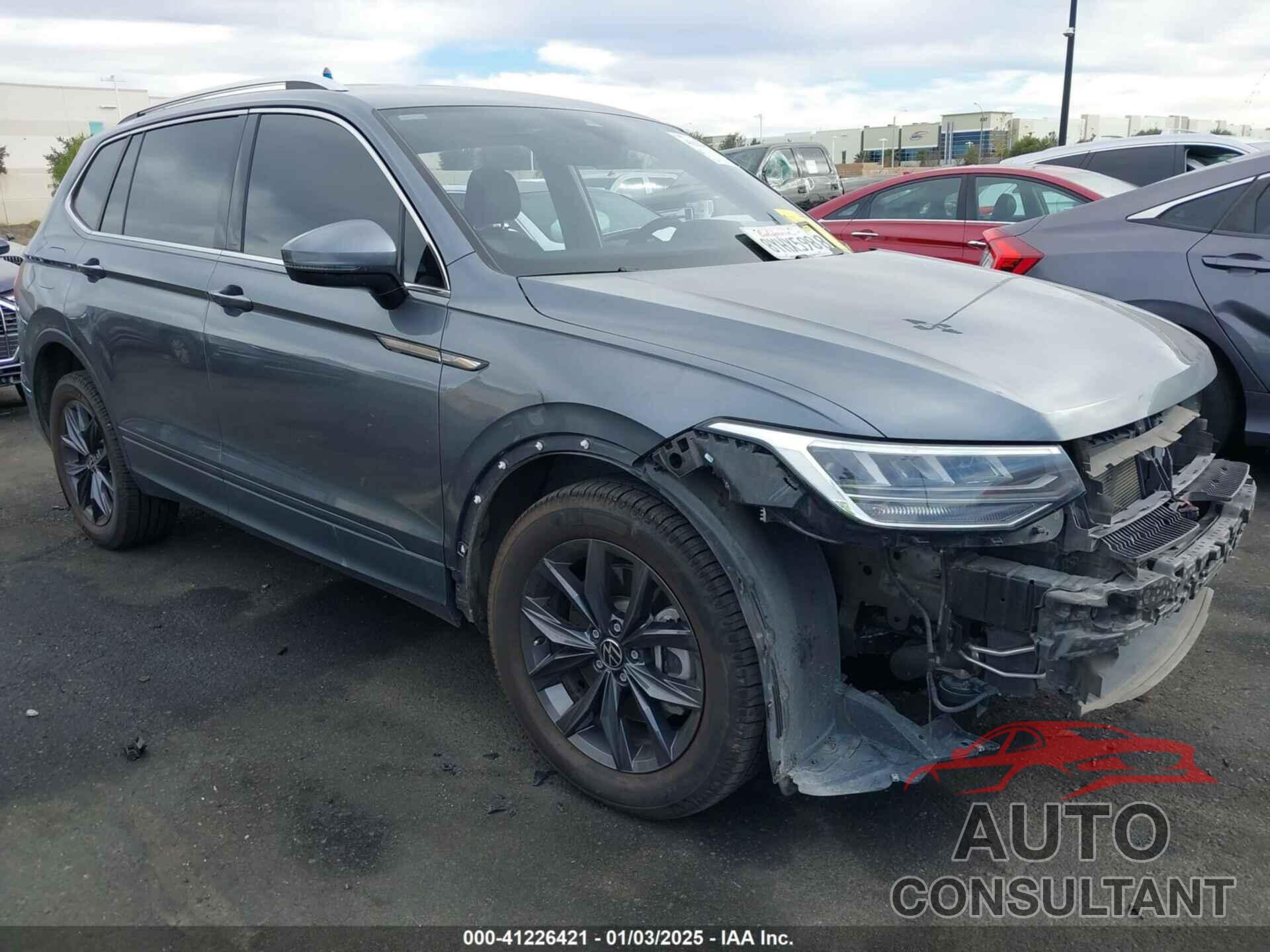 VOLKSWAGEN TIGUAN 2022 - 3VV3B7AX0NM020301