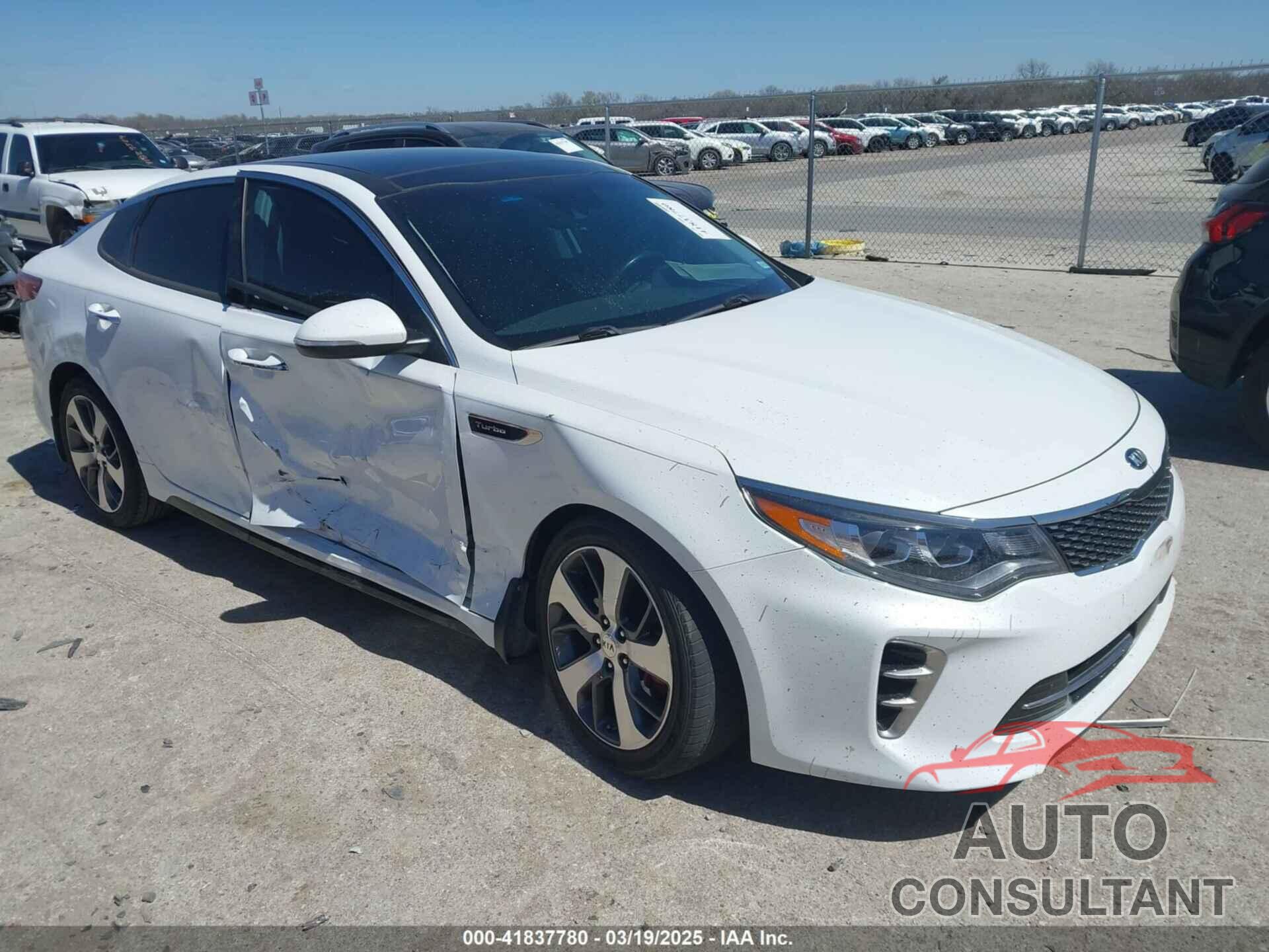 KIA OPTIMA 2017 - 5XXGW4L25HG166929