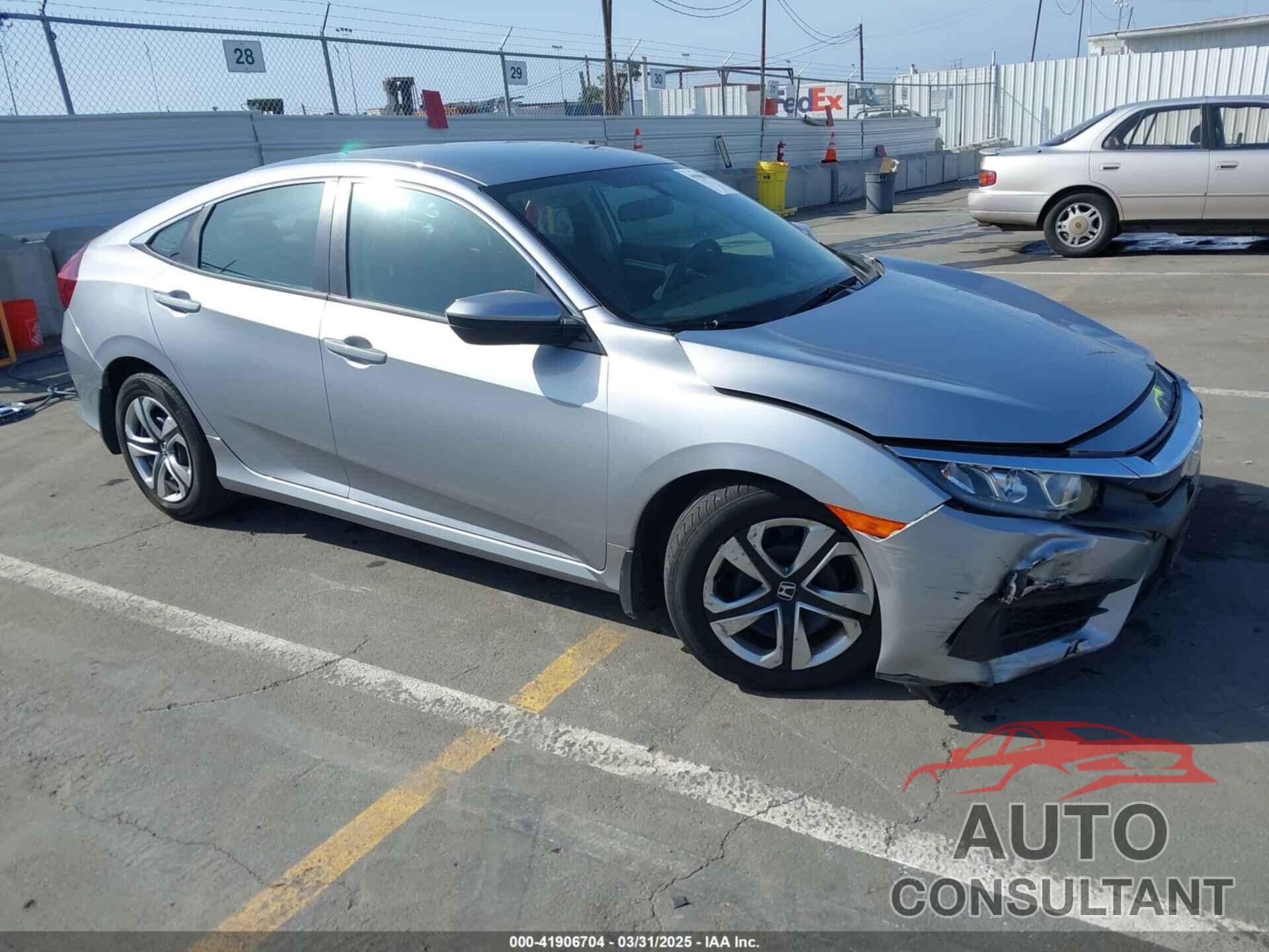 HONDA CIVIC 2018 - 2HGFC2F57JH537589