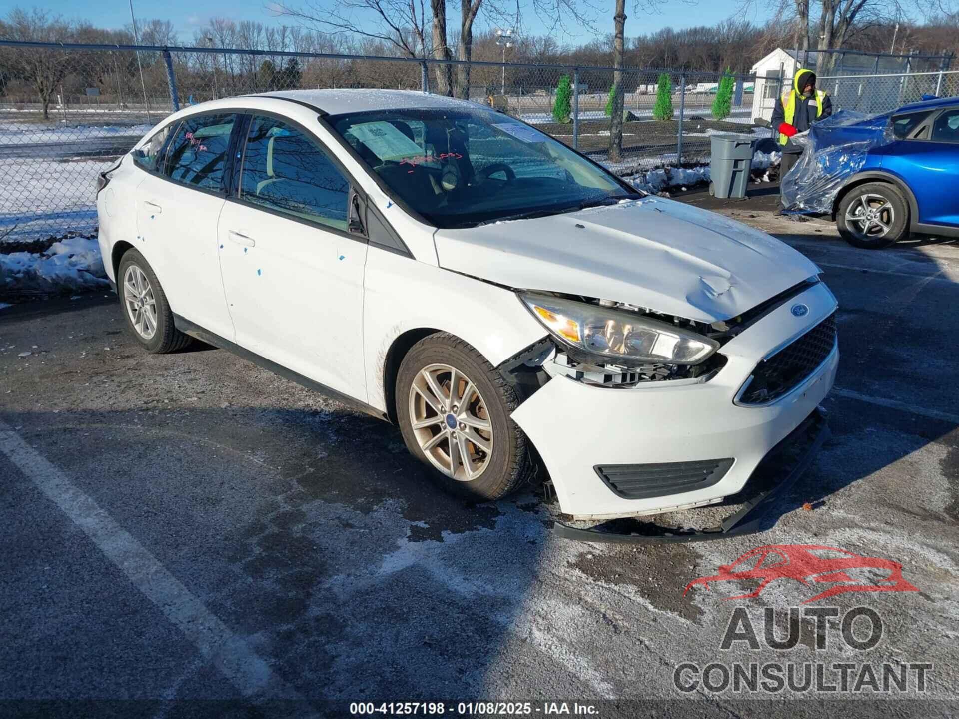 FORD FOCUS 2017 - 1FADP3F20HL225672