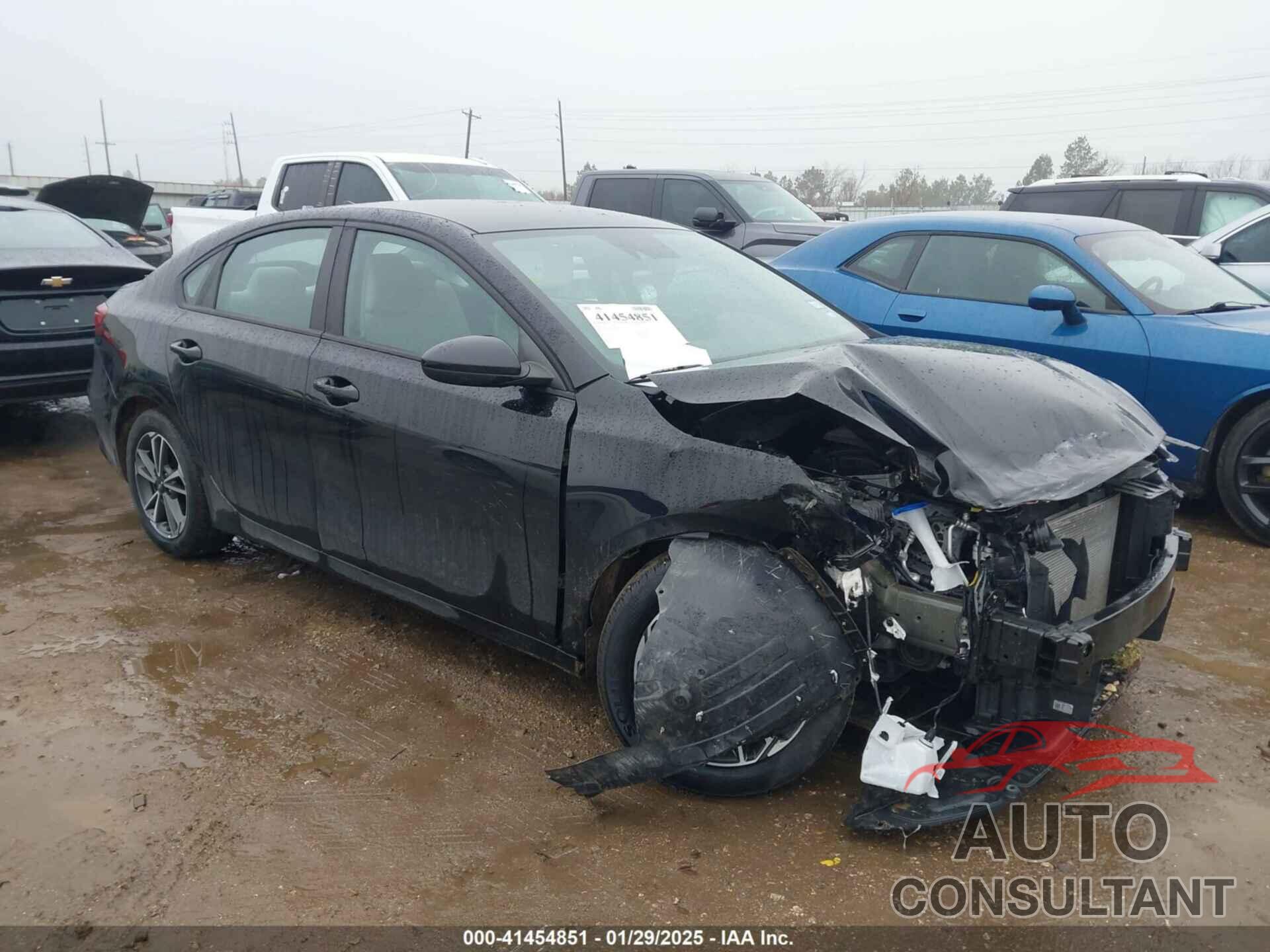 KIA FORTE 2023 - 3KPF24AD9PE628038