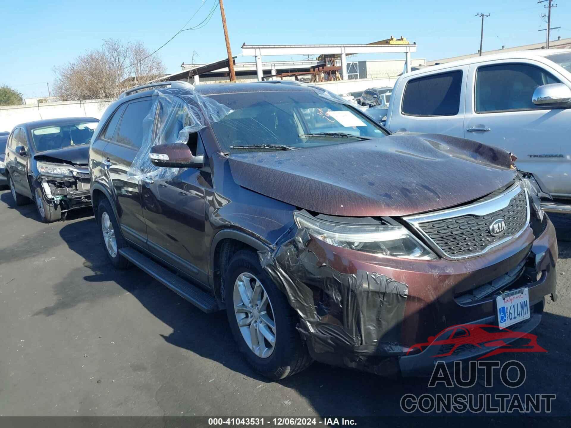 KIA SORENTO 2015 - 5XYKT4A79FG602918
