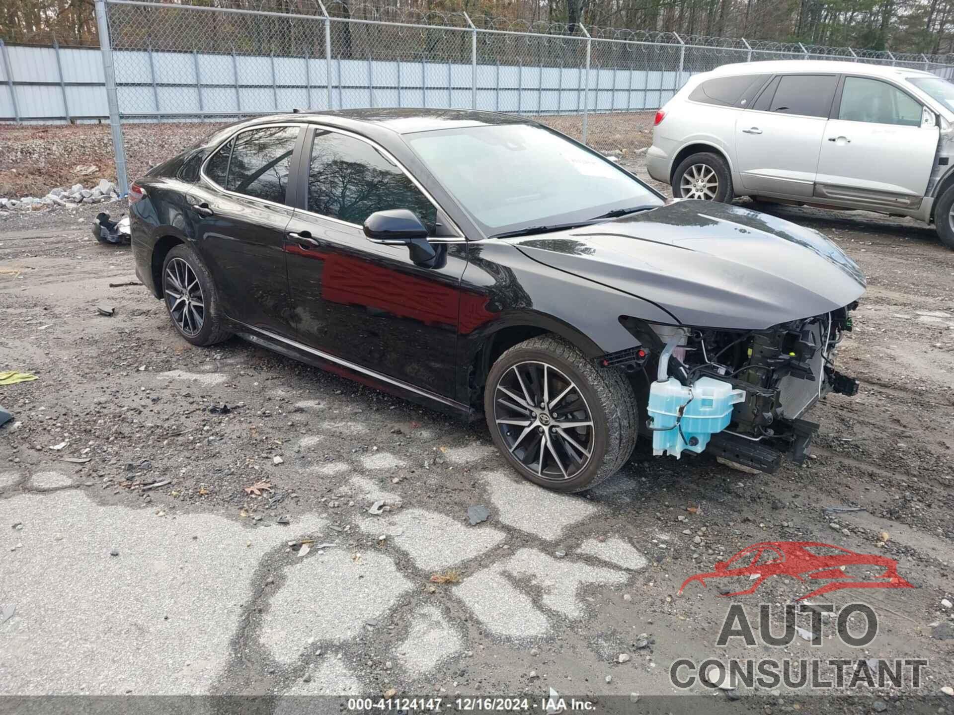 TOYOTA CAMRY 2022 - 4T1G11AK4NU640970