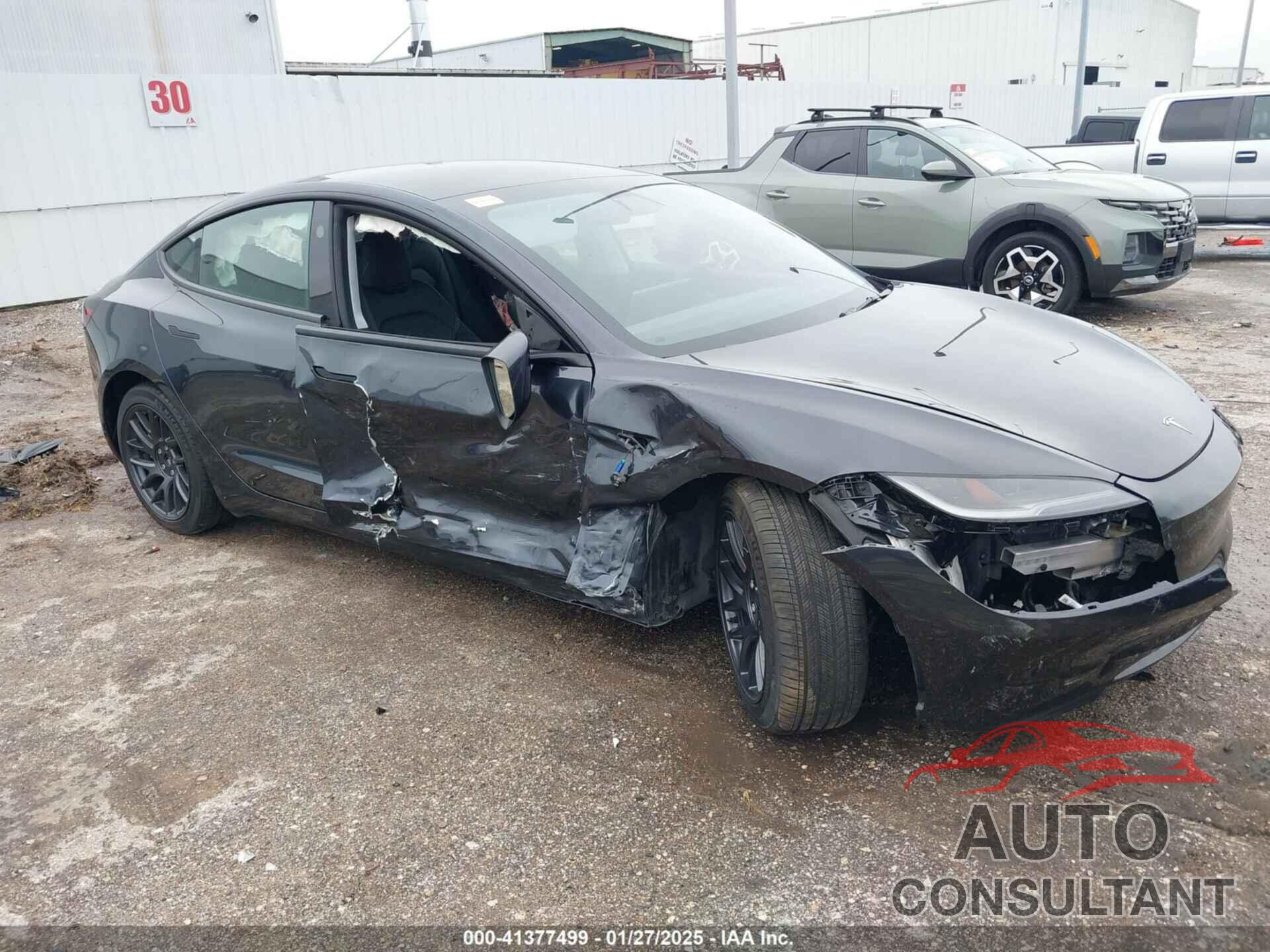 TESLA MODEL 3 2025 - 5YJ3E1EA6SF885539