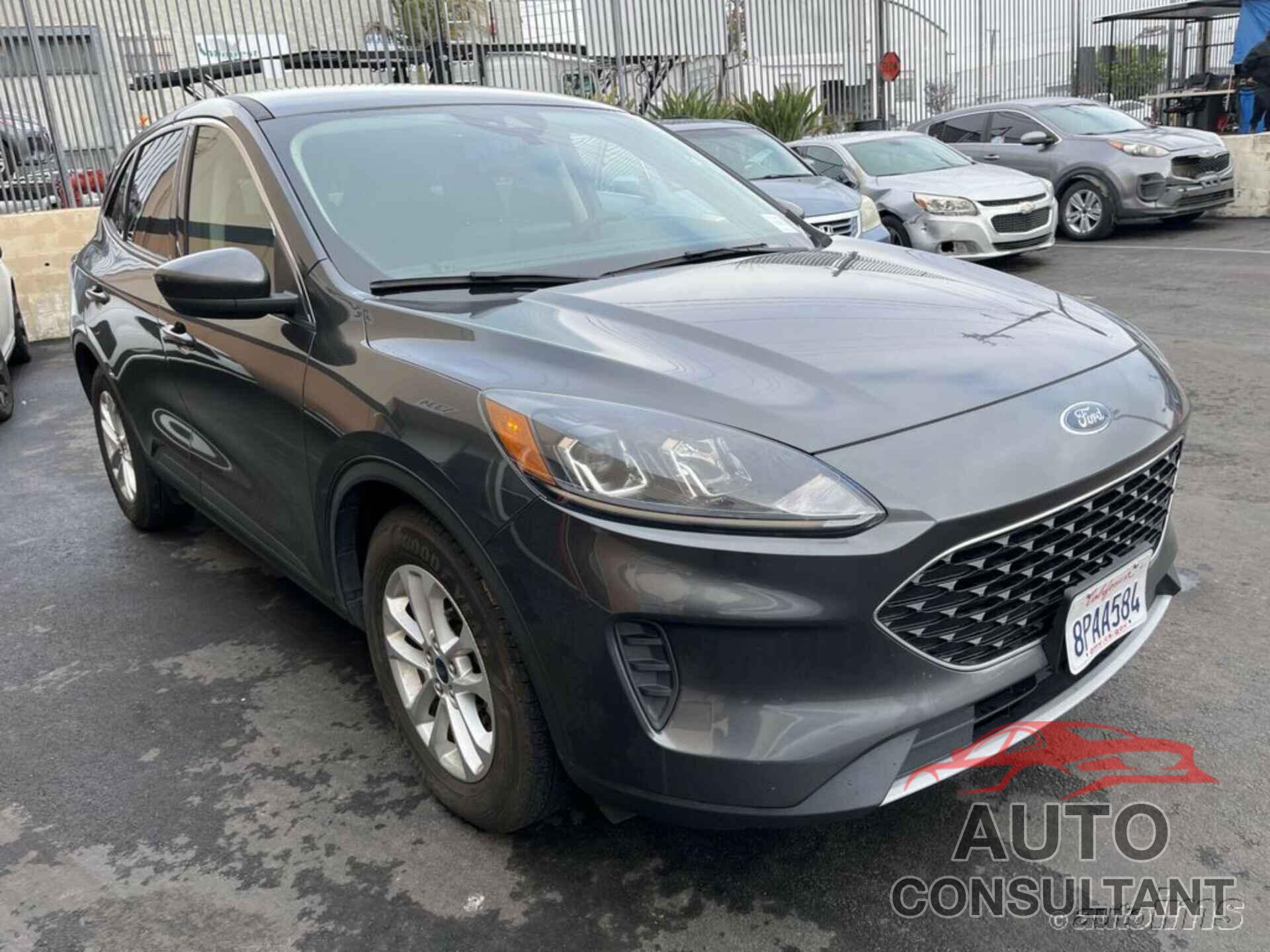 FORD ESCAPE 2020 - 1FMCU0G6XLUA82565