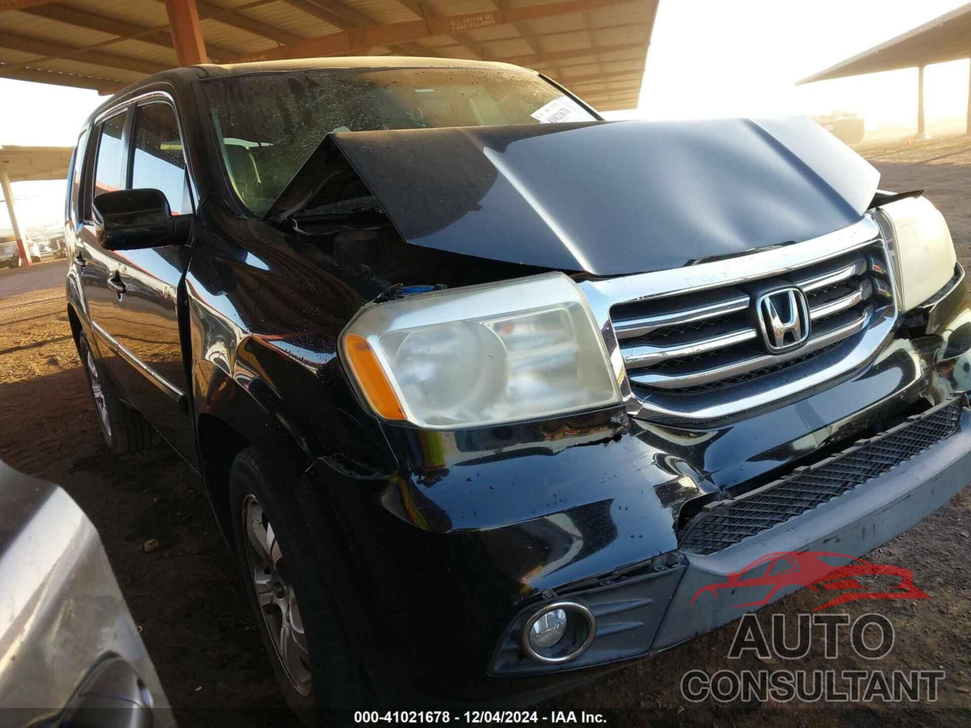 HONDA PILOT 2015 - 5FNYF3H52FB009232