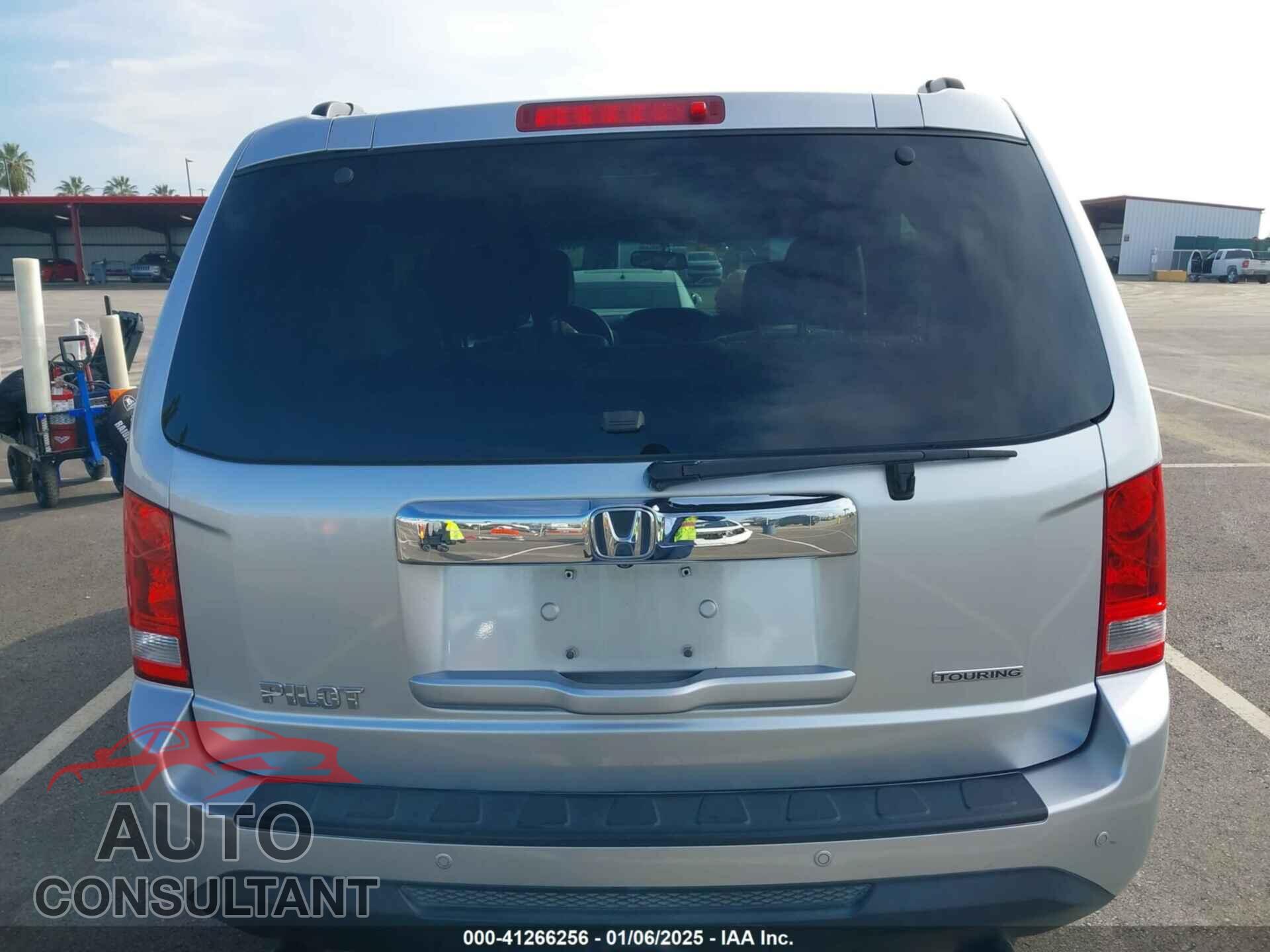 HONDA PILOT 2012 - 5FNYF3H97CB005076
