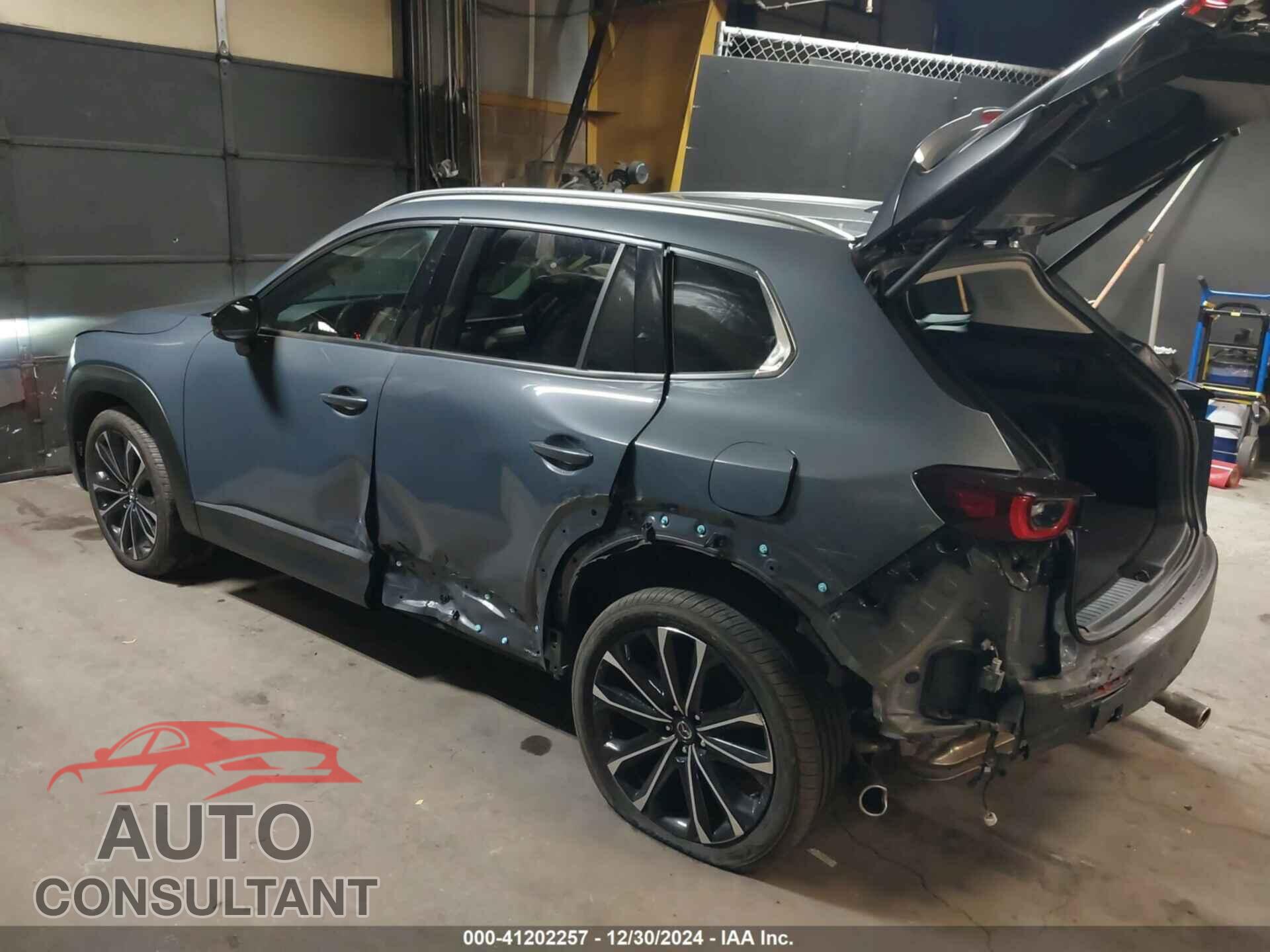 MAZDA CX-50 2023 - 7MMVABEM3PN108555