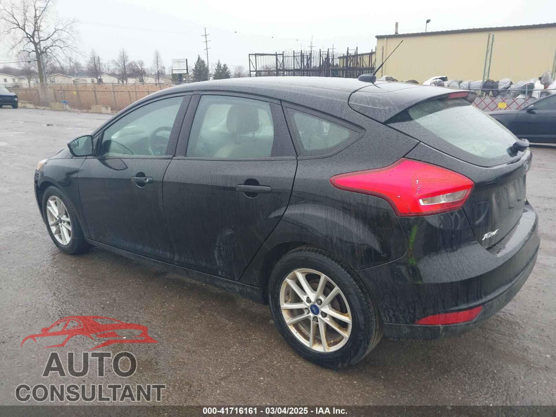 FORD FOCUS 2017 - 1FADP3K23HL248014