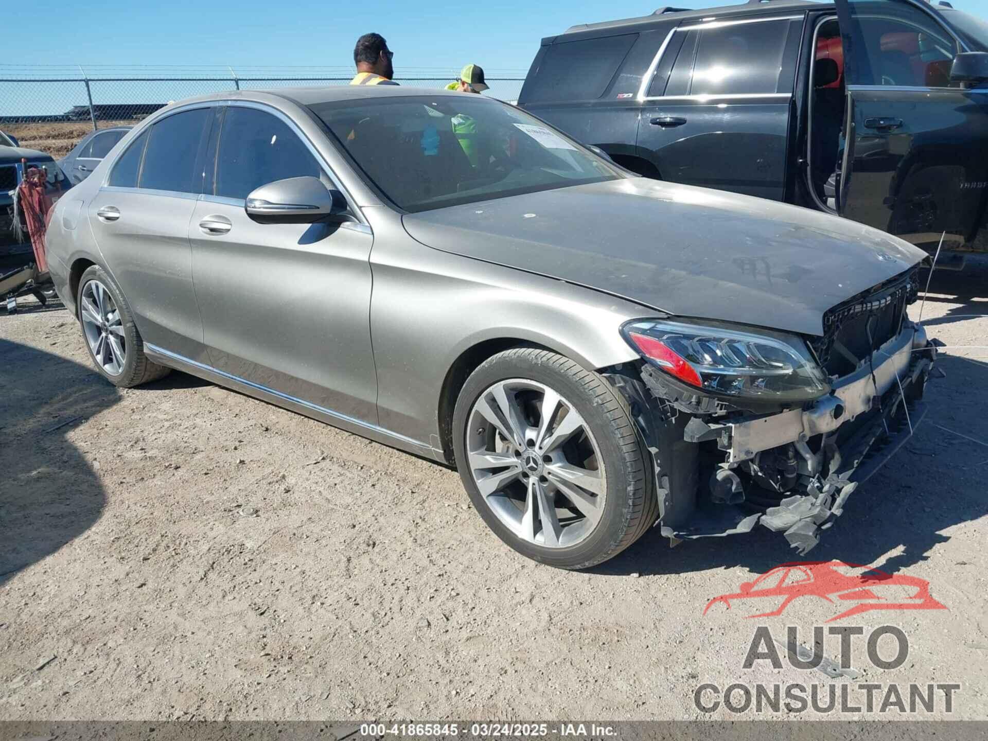MERCEDES-BENZ C 300 2019 - 55SWF8DB5KU308237