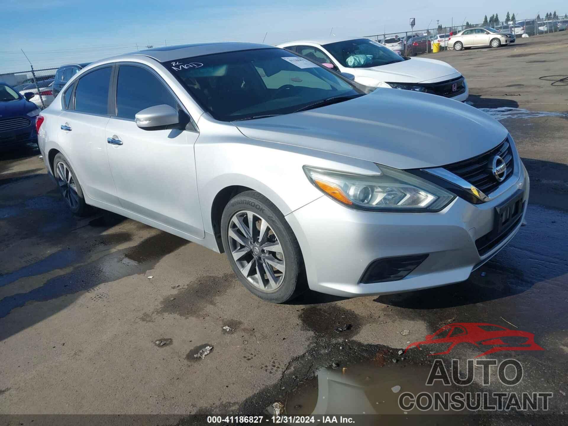 NISSAN ALTIMA 2017 - 1N4AL3AP7HC293758