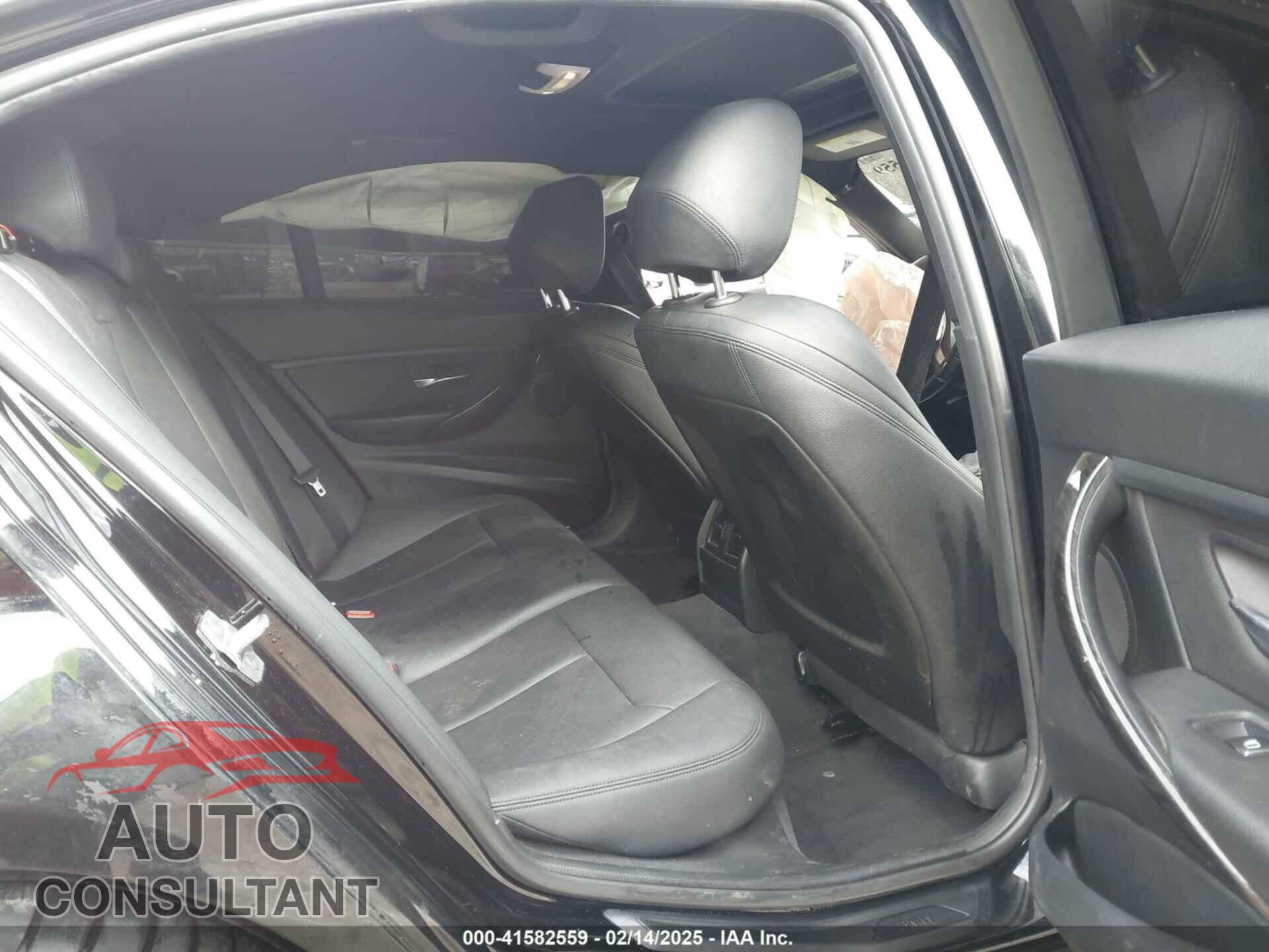 BMW 320I 2016 - WBA8E1G51GNU11798
