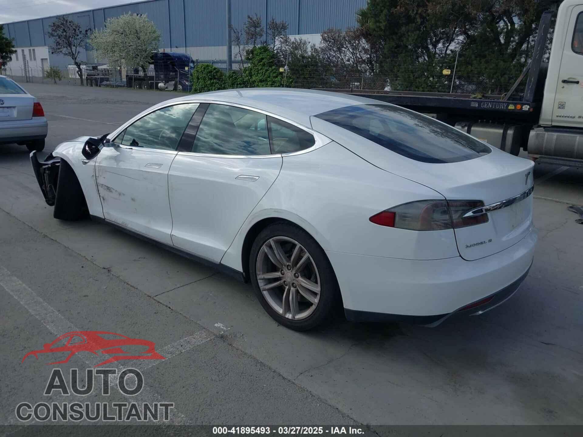 TESLA MODEL S 2013 - 5YJSA1CG2DFP20928