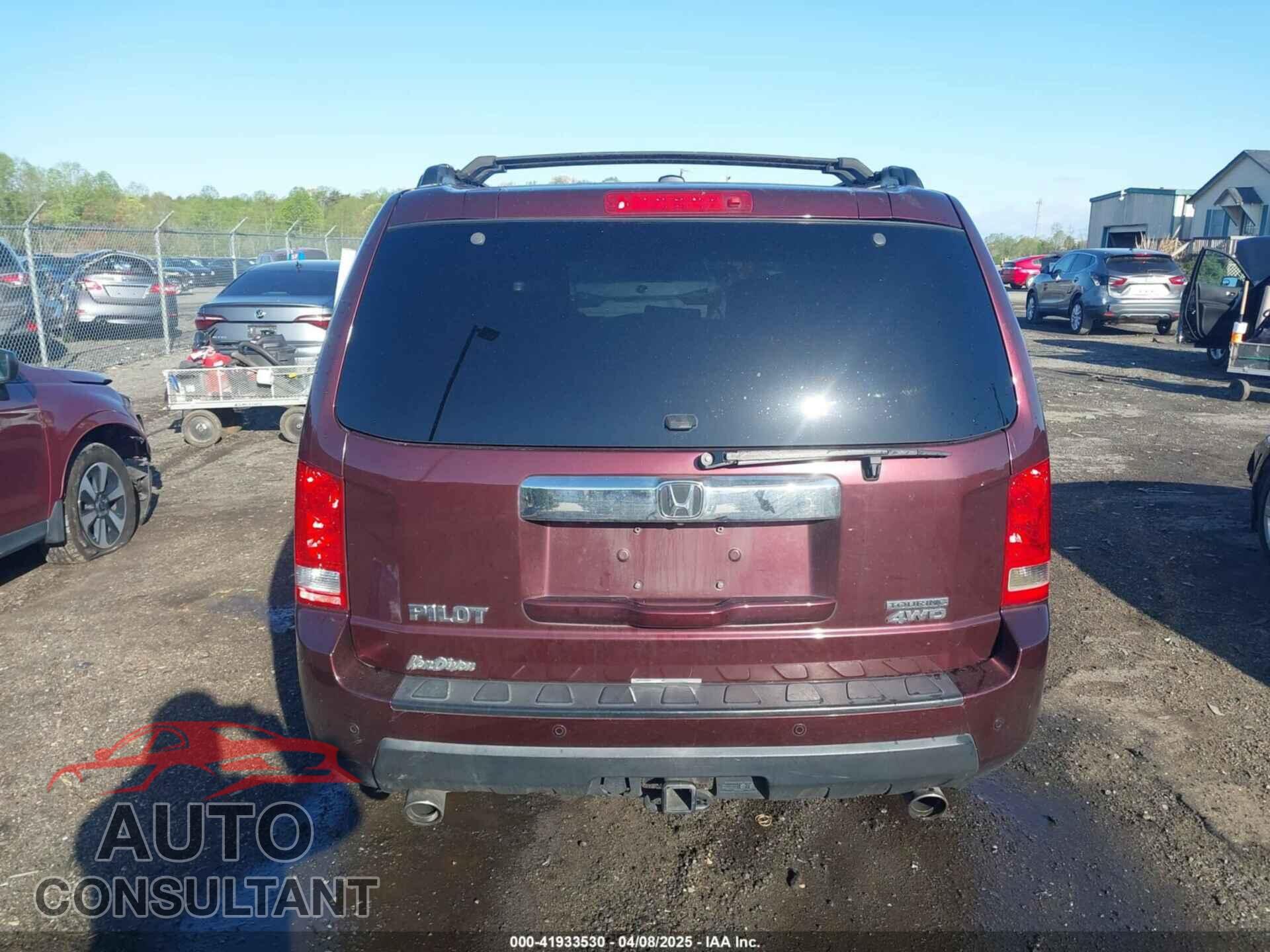 HONDA PILOT 2011 - 5FNYF4H9XBB040893