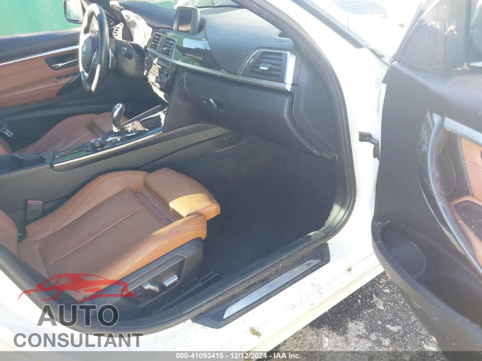 BMW 328I 2016 - WBA8E3G53GNU04489