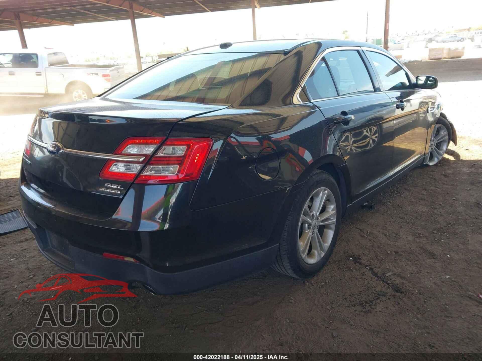 FORD TAURUS 2014 - 1FAHP2E82EG153430
