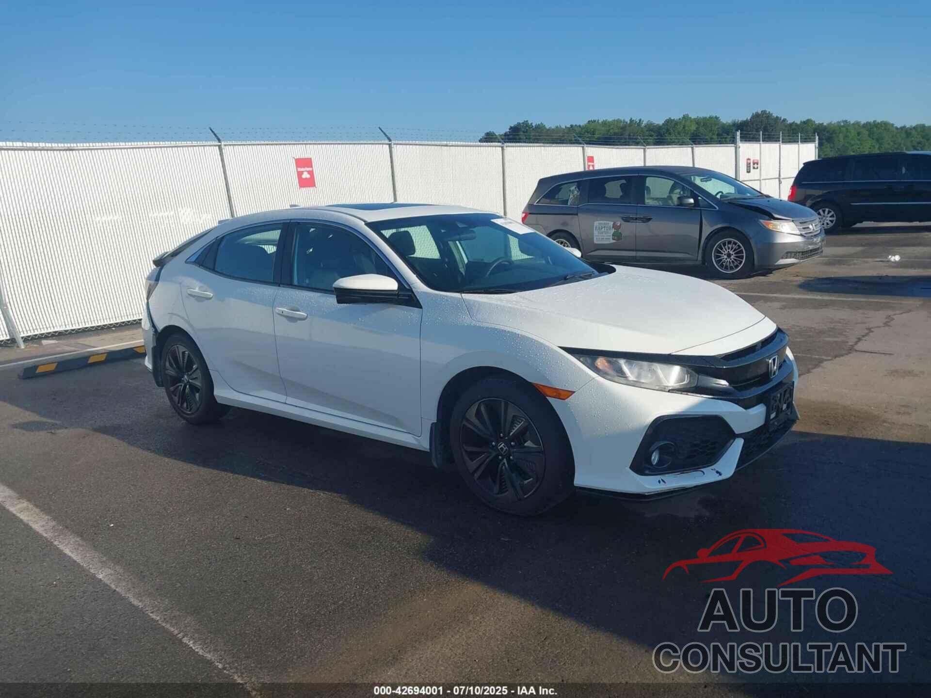 HONDA CIVIC 2019 - SHHFK7H61KU214326