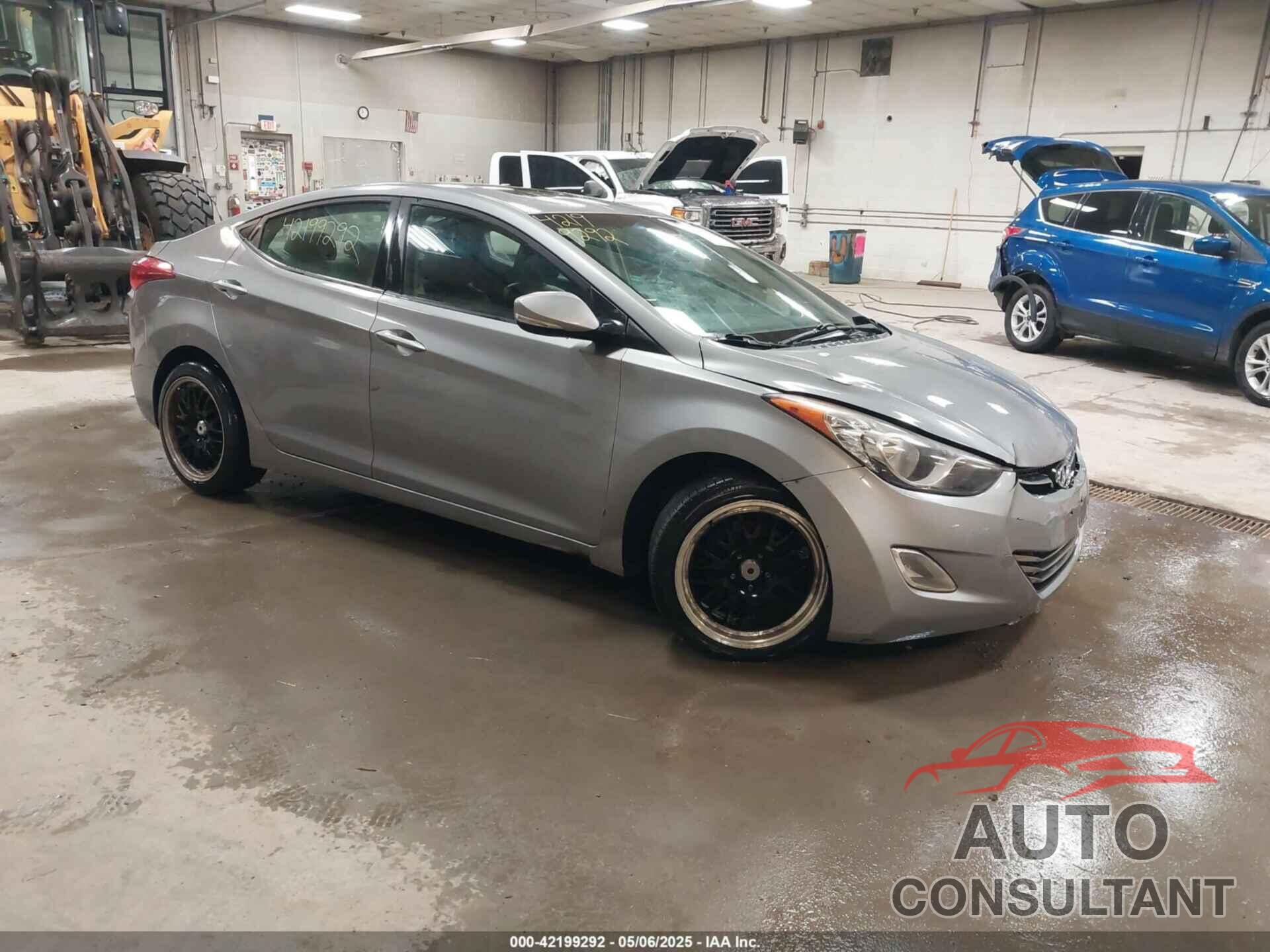 HYUNDAI ELANTRA 2012 - KMHDH4AE8CU216795