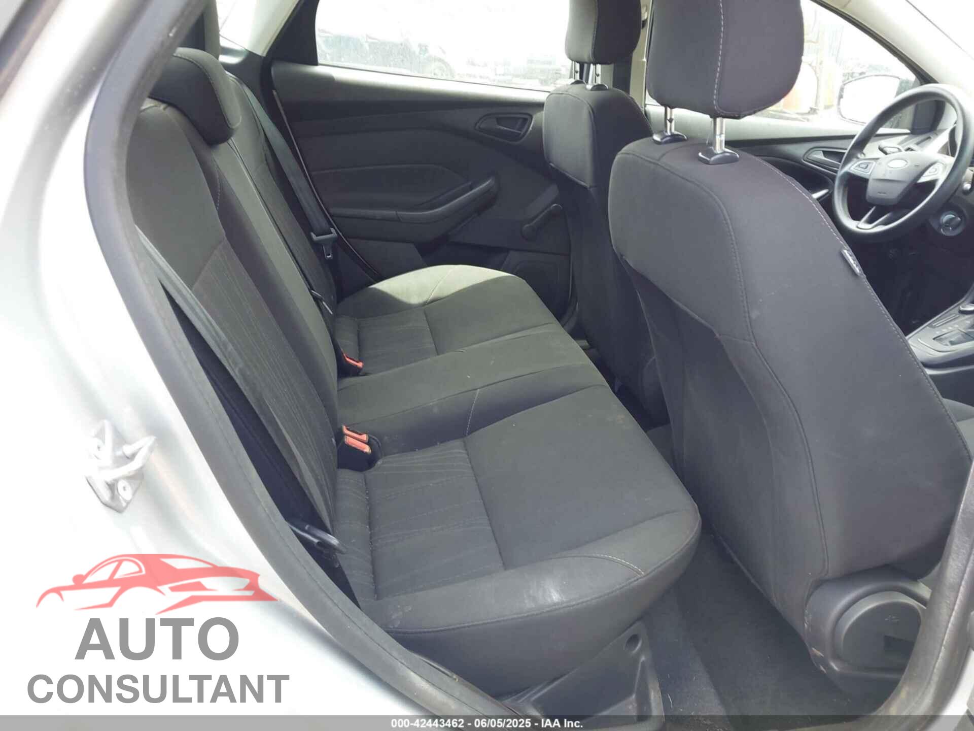 FORD FOCUS 2016 - 1FADP3E26GL366200