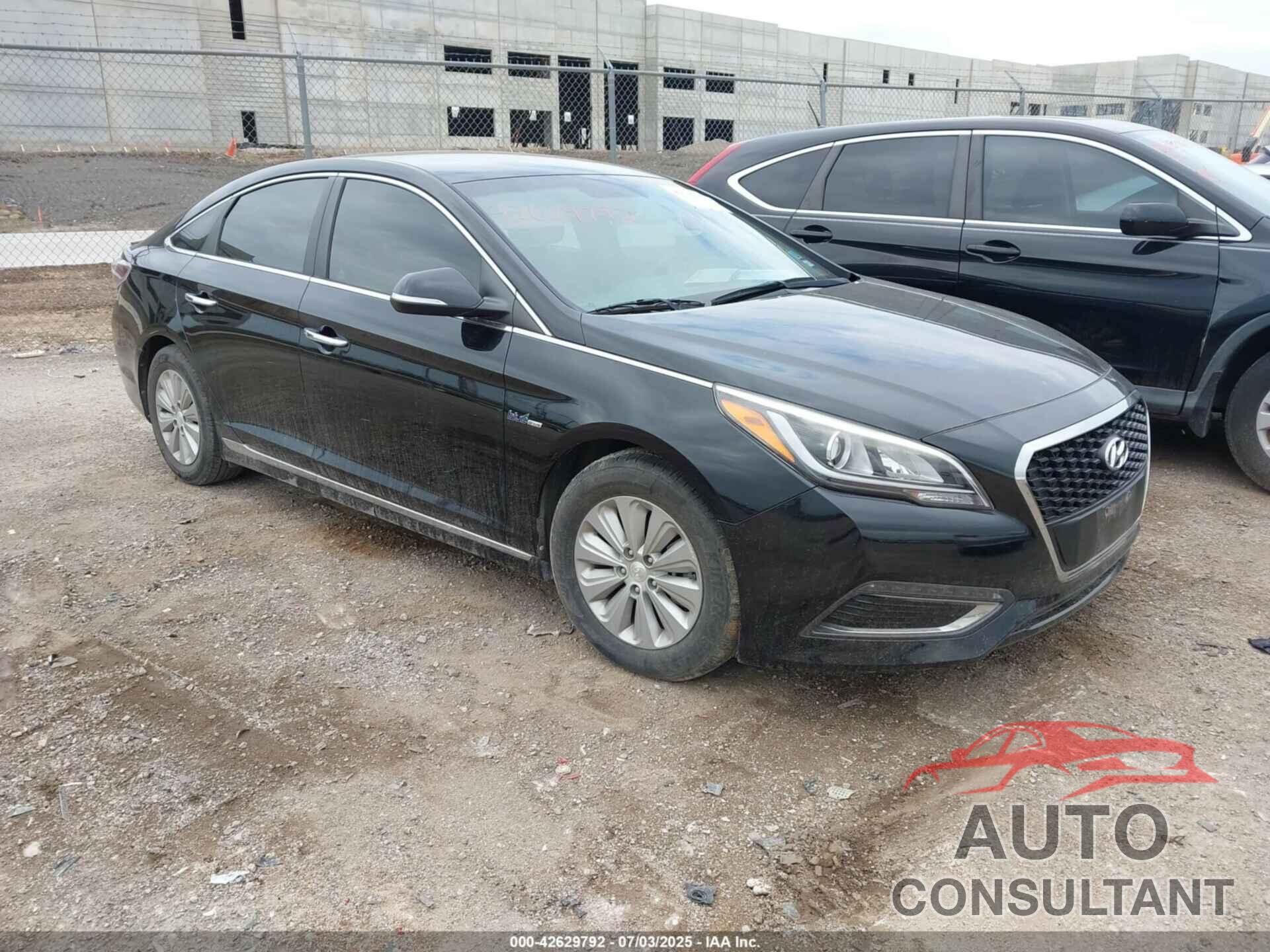 HYUNDAI SONATA HYBRID 2016 - KMHE24L13GA015281