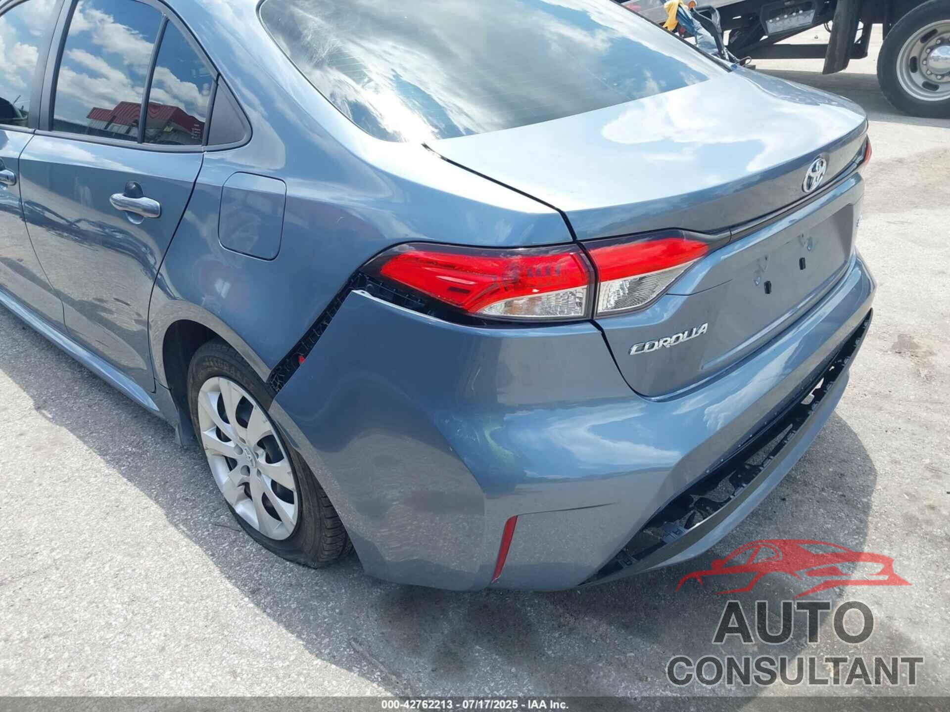 TOYOTA COROLLA 2022 - JTDEPMAE2NJ191926