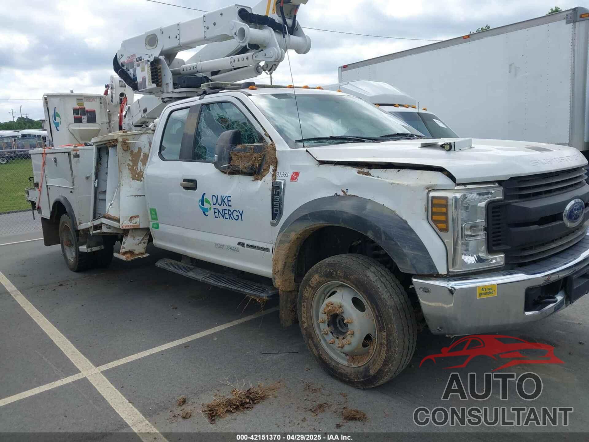 FORD F-550 CHASSIS 2019 - 1FD0X5HT6KEF86390