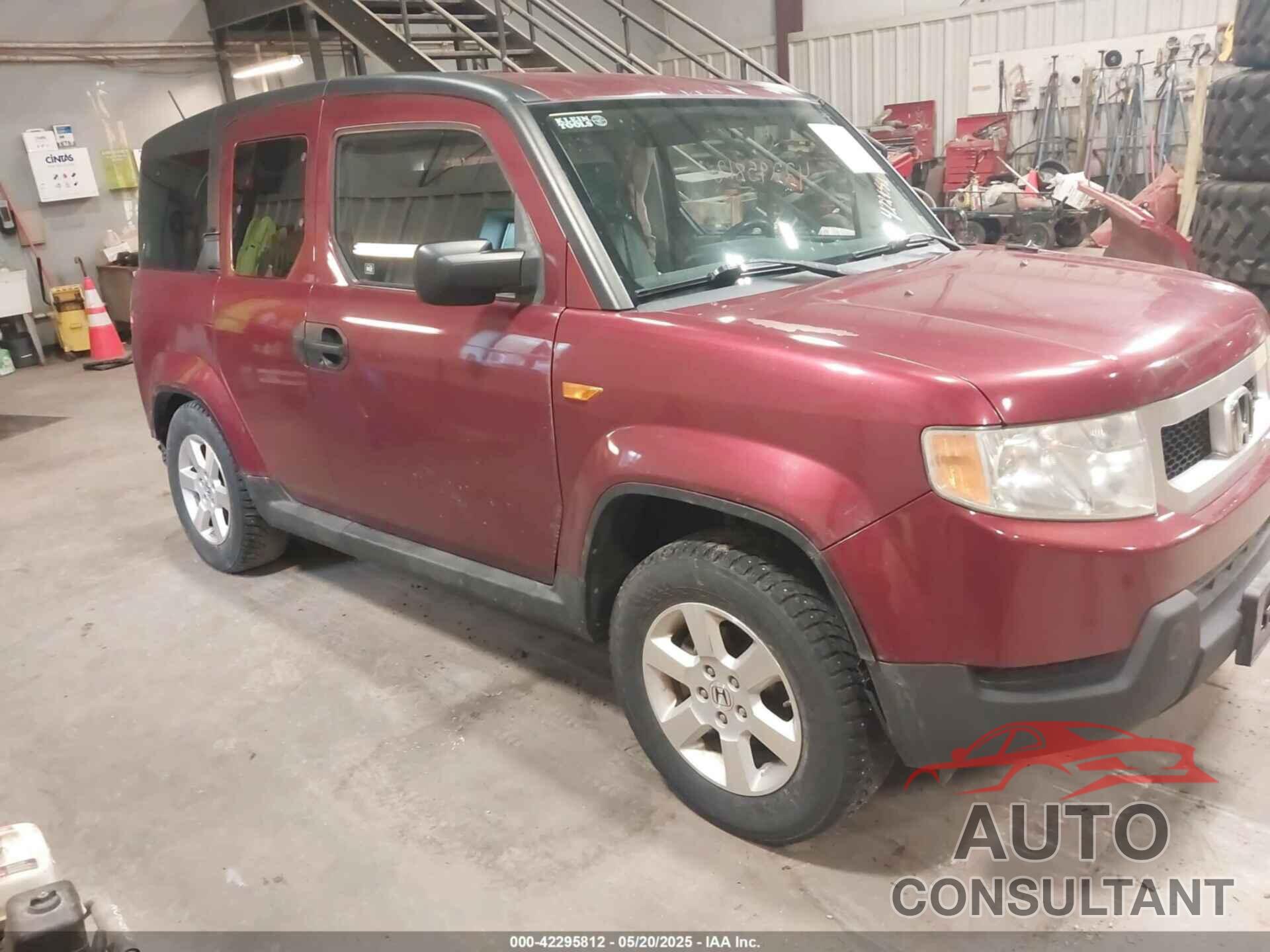 HONDA ELEMENT 2011 - 5J6YH2H78BL005760